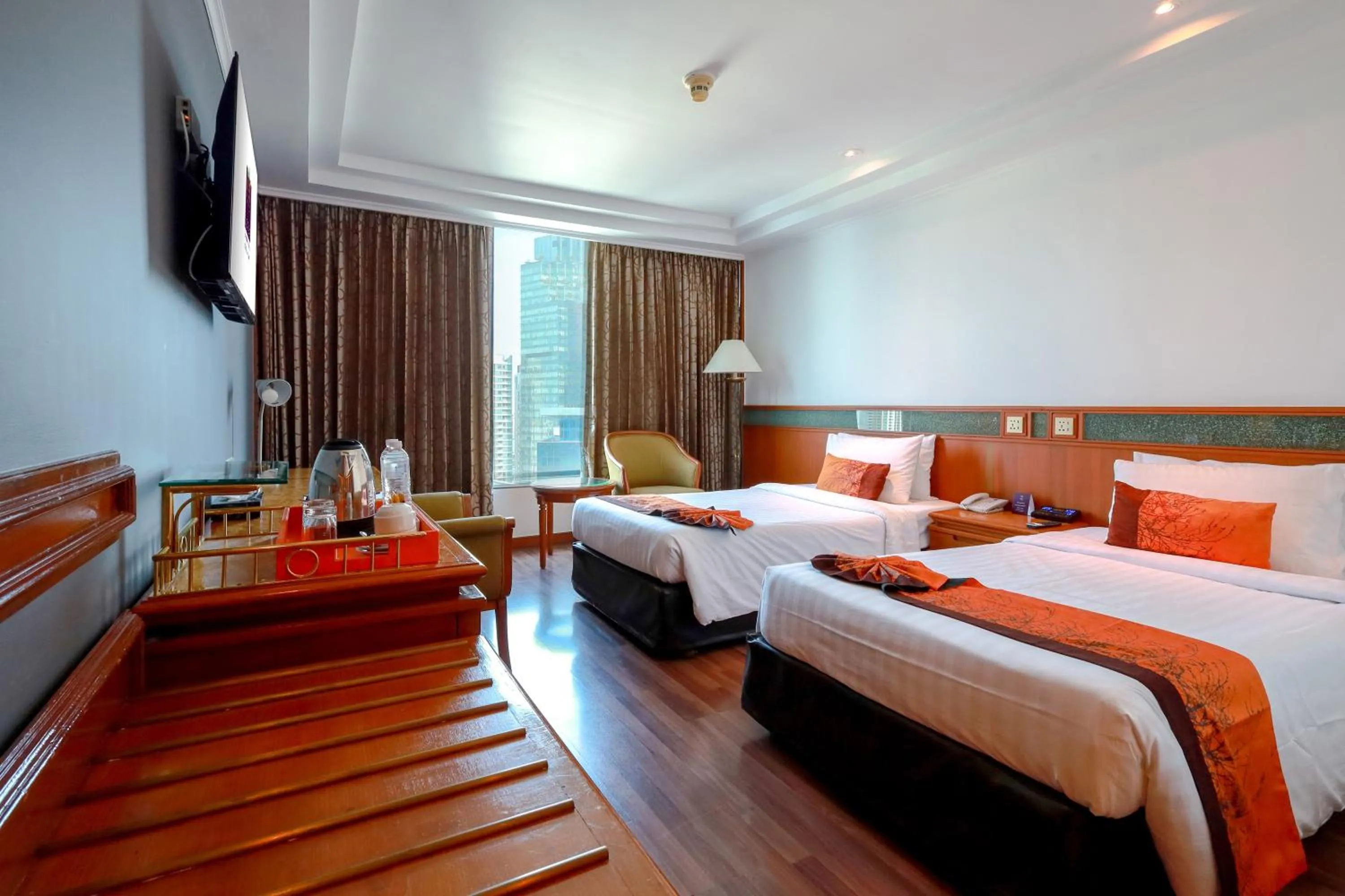 Superior Twin Room in Bangkok Hotel Lotus Sukhumvit 33