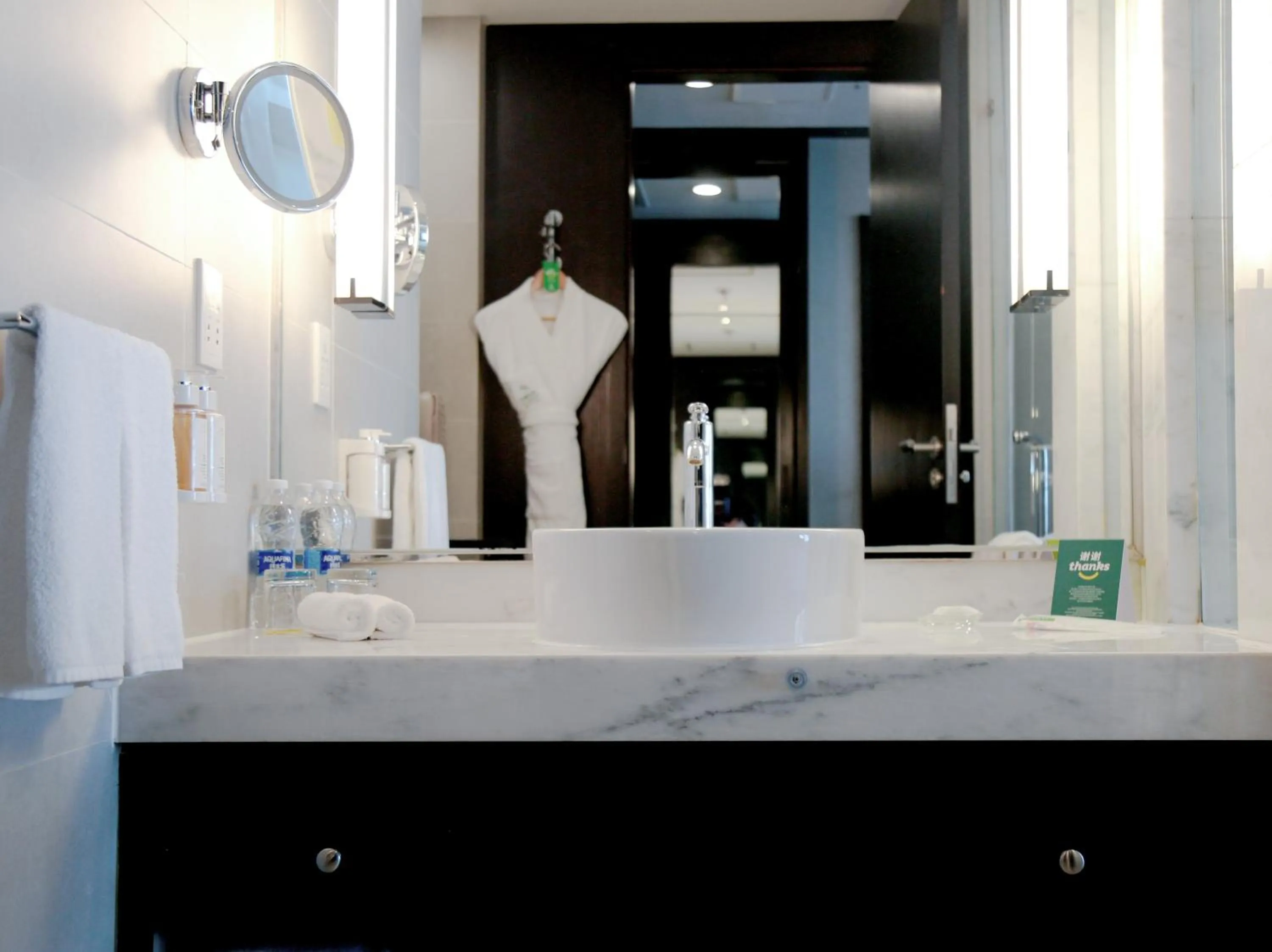 Standard Double Room with Two Double Beds and Soho View in Holiday Inn Beijing Focus Square by IHG