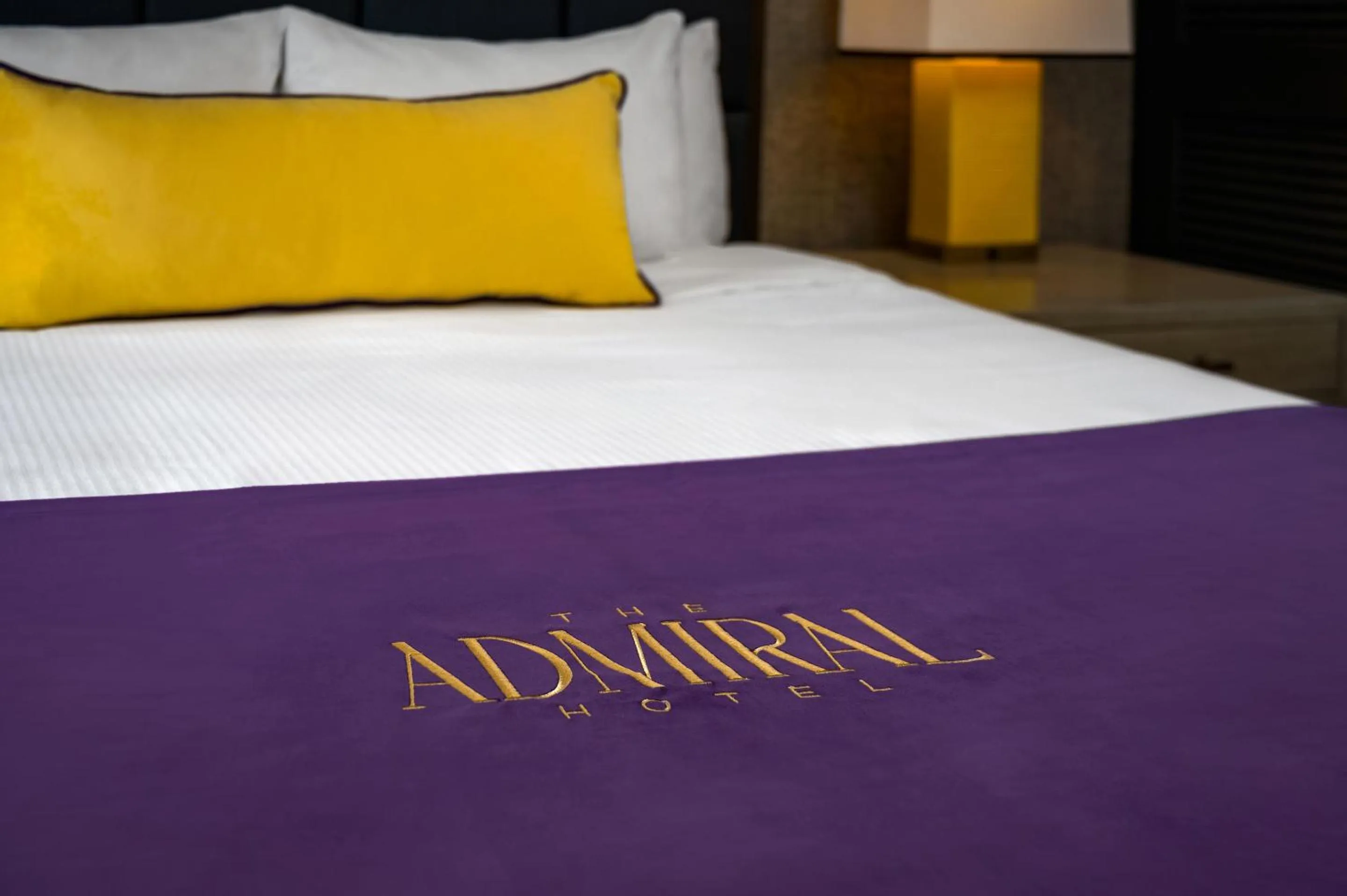 Premier King room Mobility Access, Bathtub w/ Grab Bars, Non-Smoking in The Admiral, Downtown Historic District