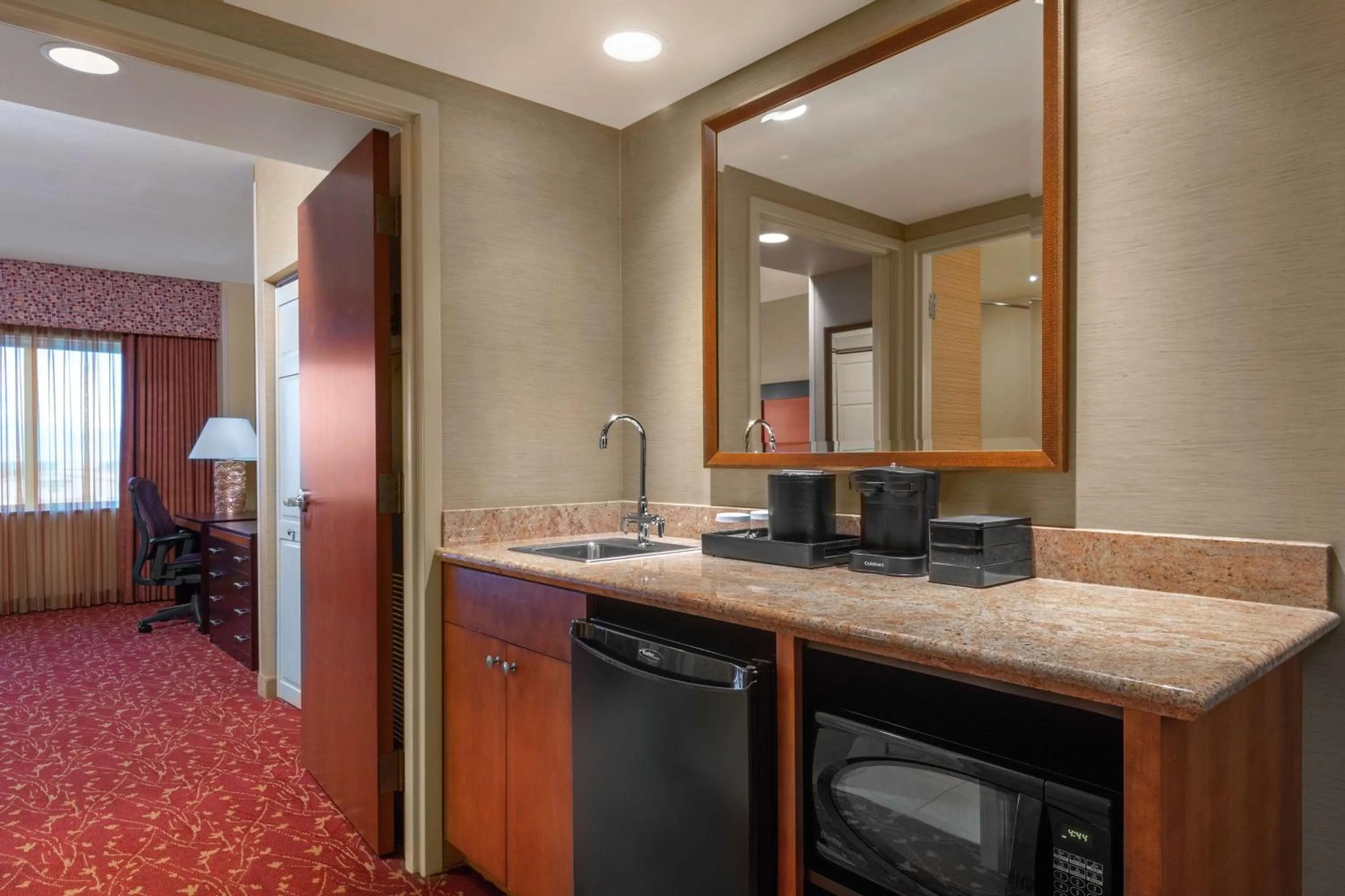 King Room - Disability Access Hearing Accessible Tub in Embassy Suites Loveland Conference Center