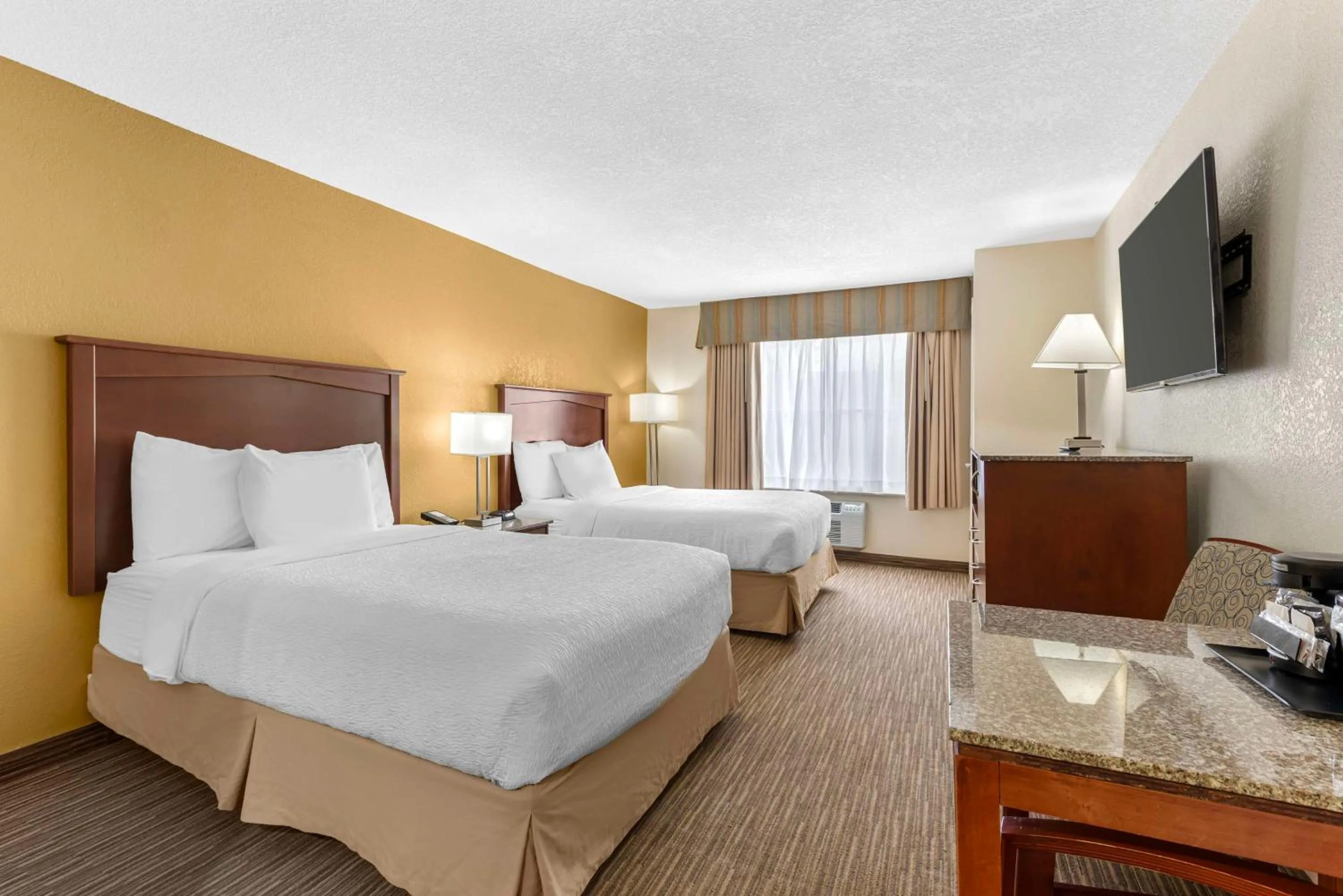 Double Room - Pet Friendly in Best Western Executive Inn & Suites