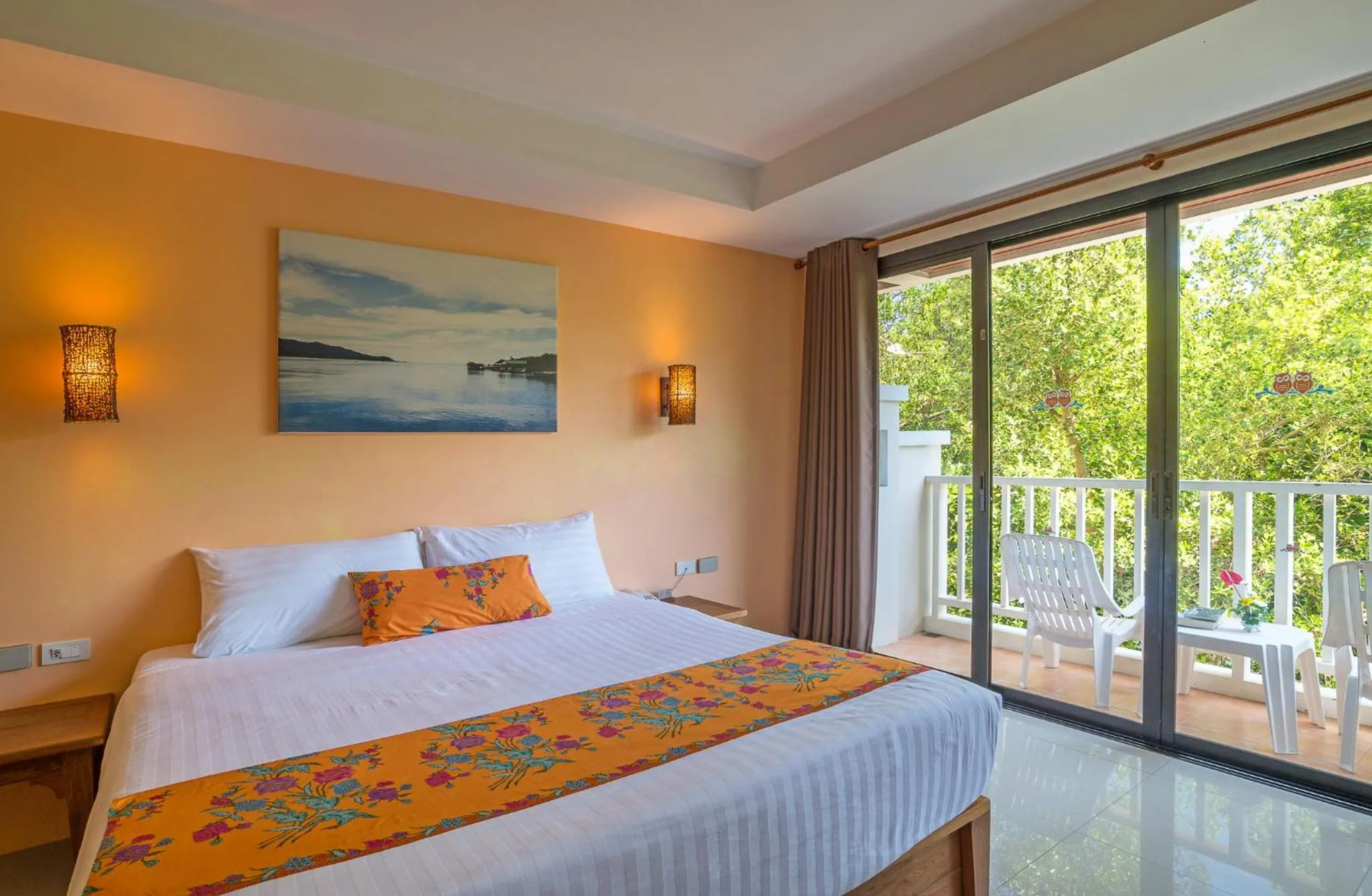 Grand Superior Double Room in Srisuksant Resort