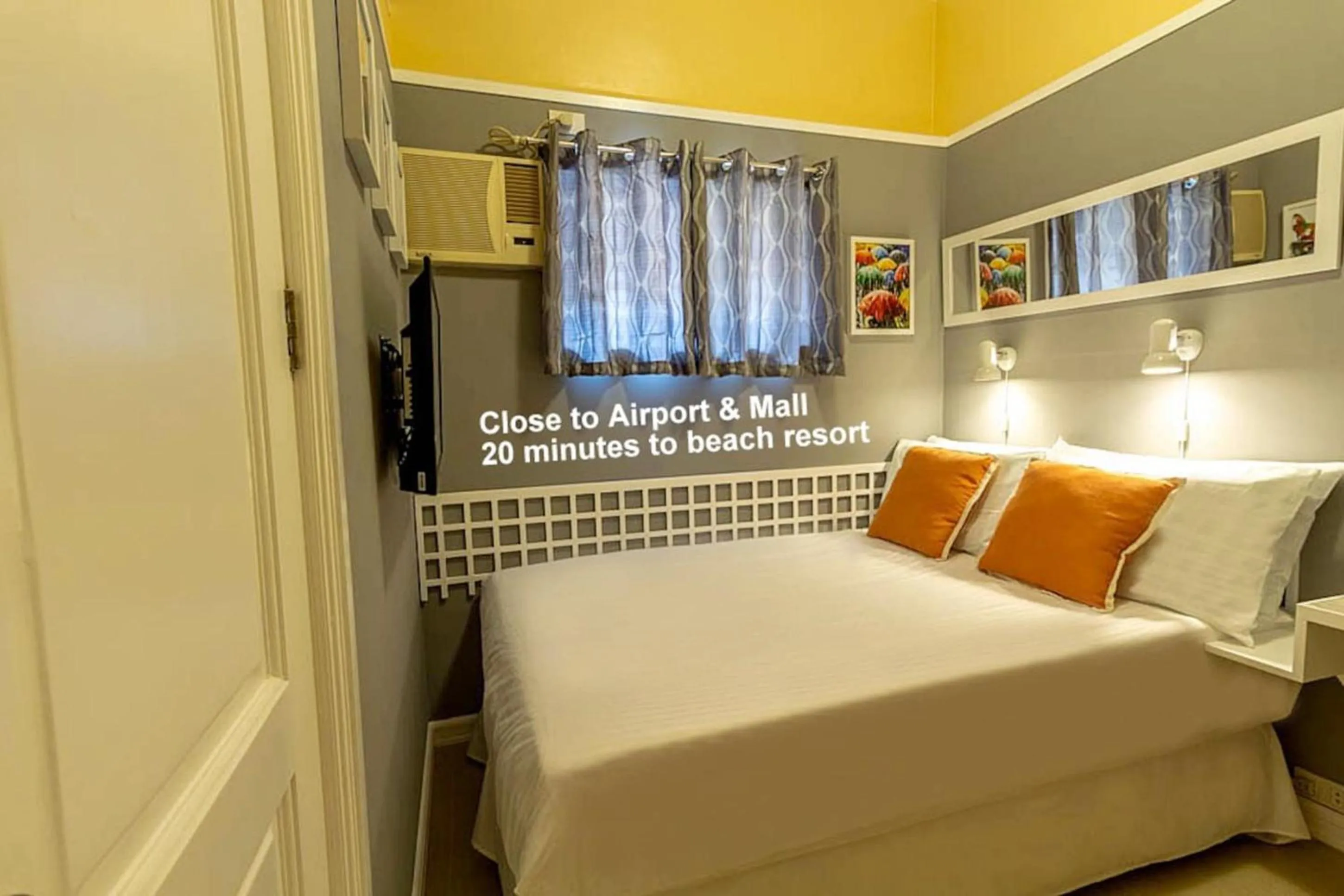 Small Double Room in Little Norway Guesthouse - Mactan Cebu International Airport