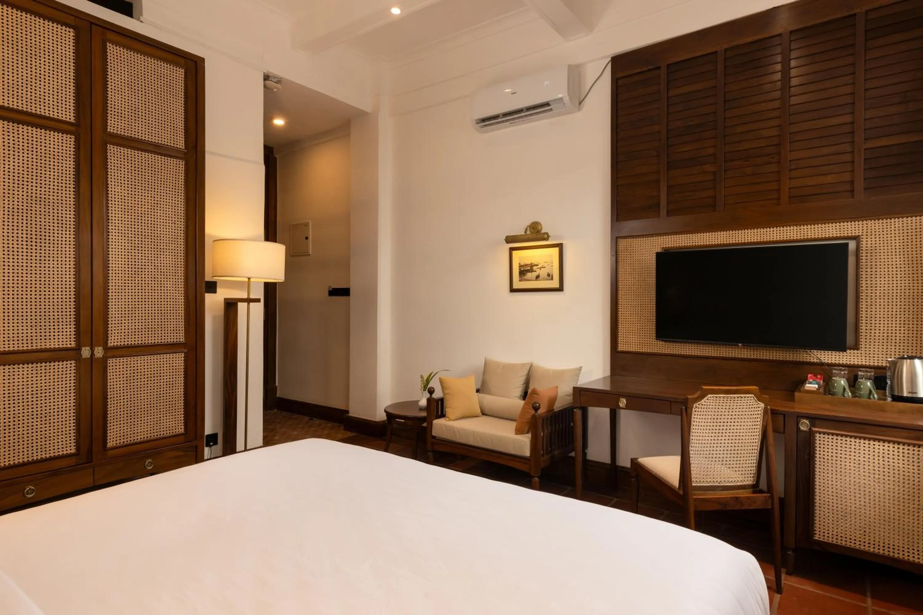 Heritage Room - single occupancy in Hotel Suisse Kandy - Since 1890