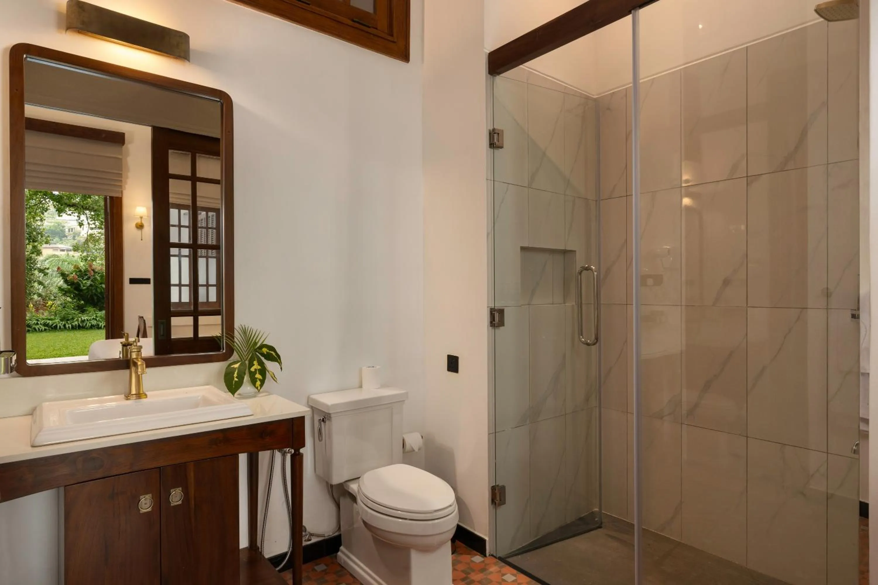 Tropical Garden Studio - single occupancy in Hotel Suisse Kandy - Since 1890