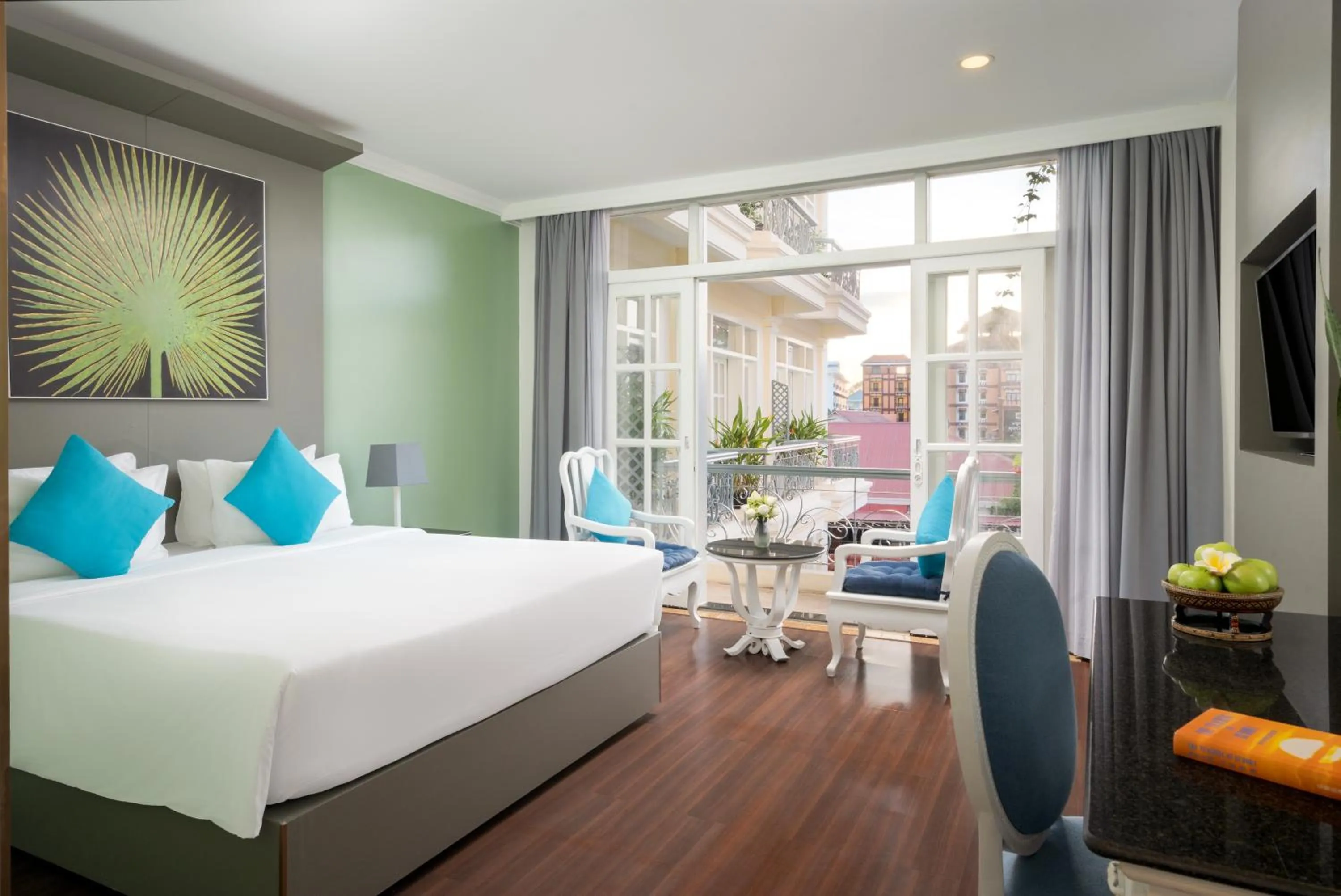Deluxe Double Room in Memoire Siem Reap Hotel