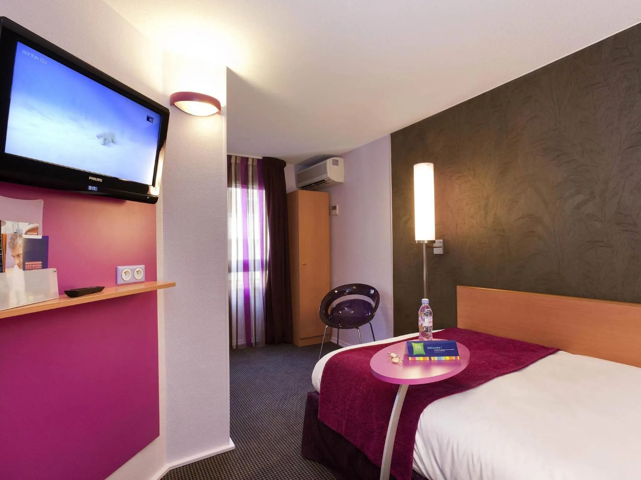 Standard Twin Room in ibis Styles Bourg-en-Bresse Centre