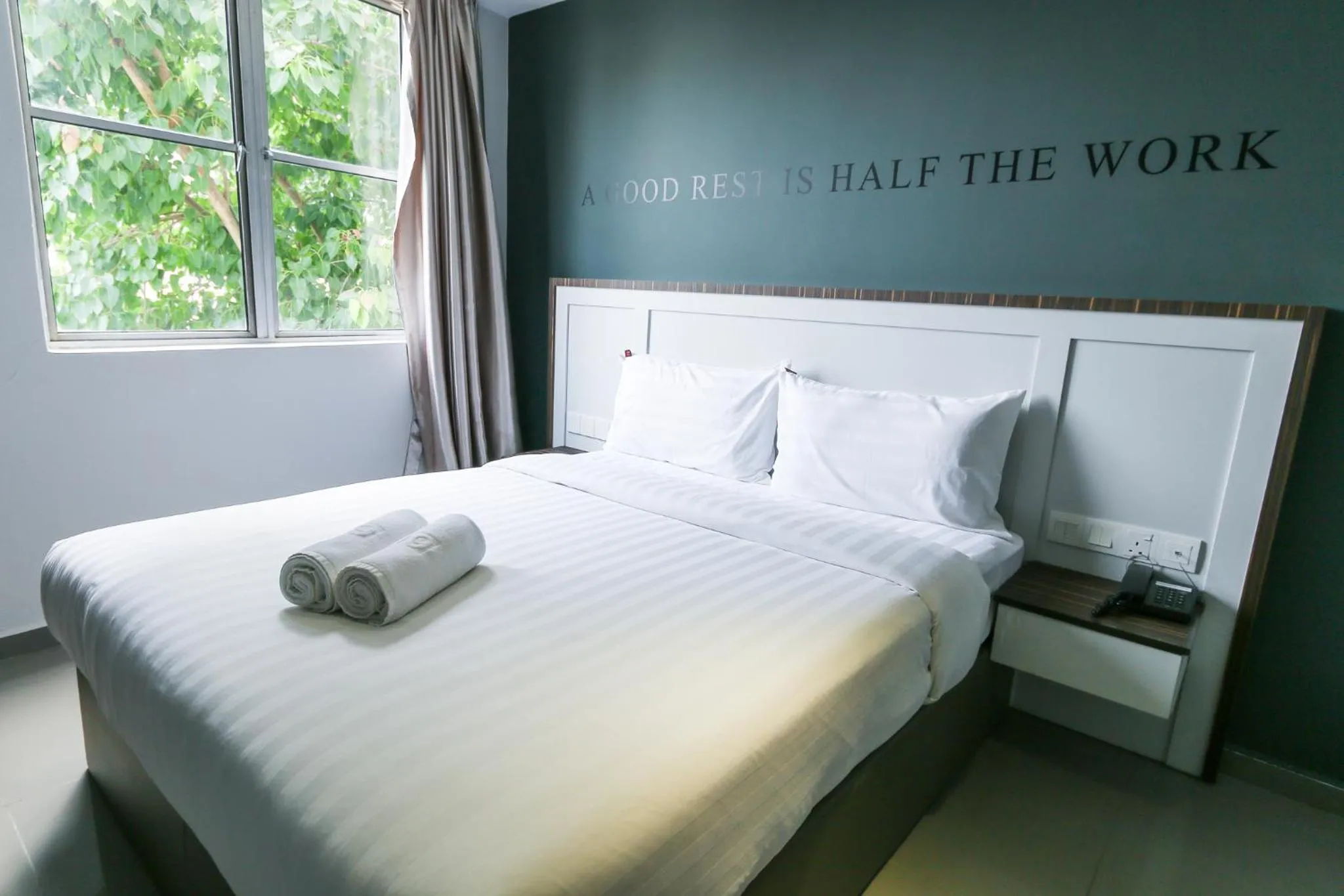 Superior Queen Room with Window in Hotel 99 Kota Kemuning