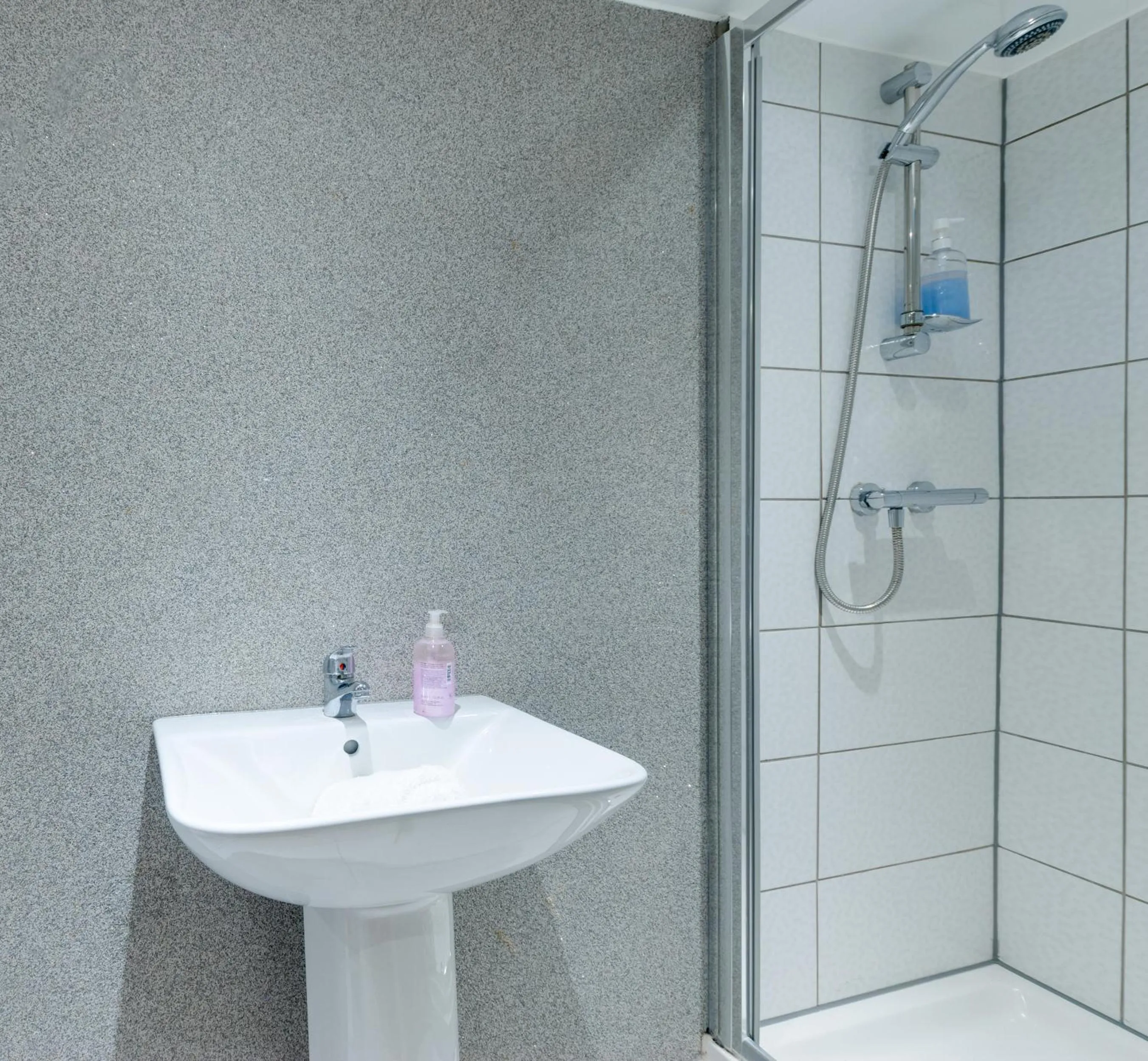 Twin Room (Without Windows) in The Podworks Hotel