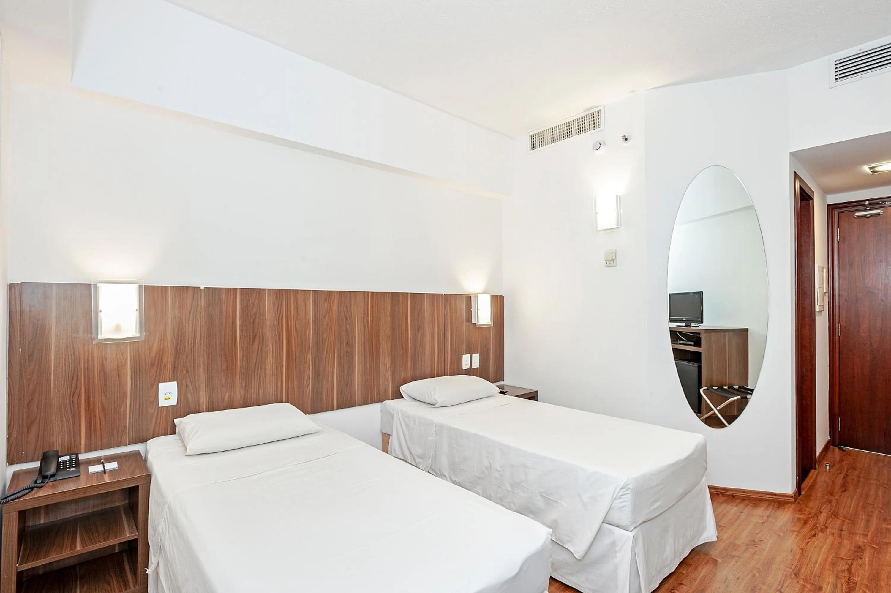 Twin Room in Firenze Business Hotel