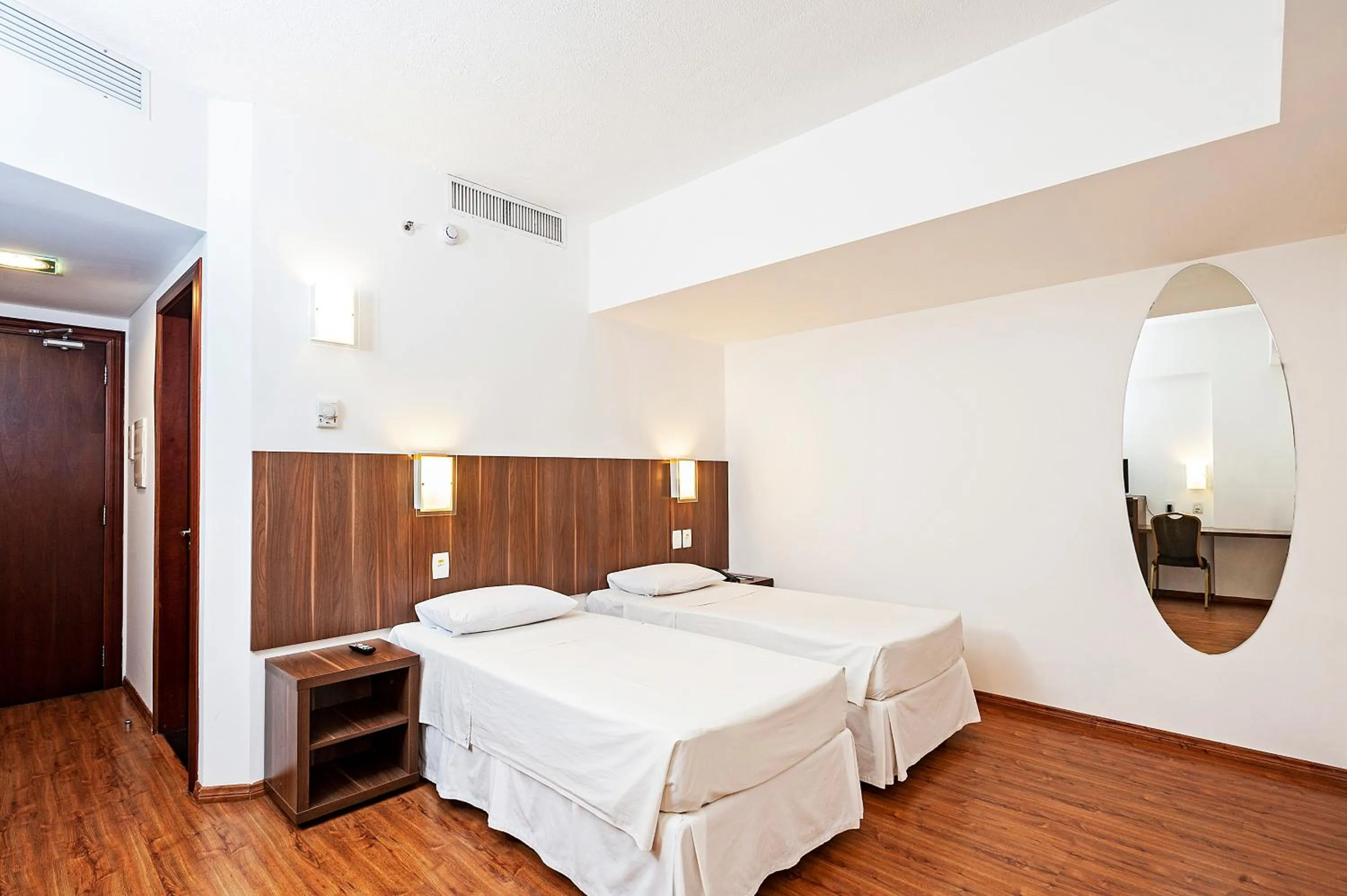 Twin Room - Disability Access in Firenze Business Hotel
