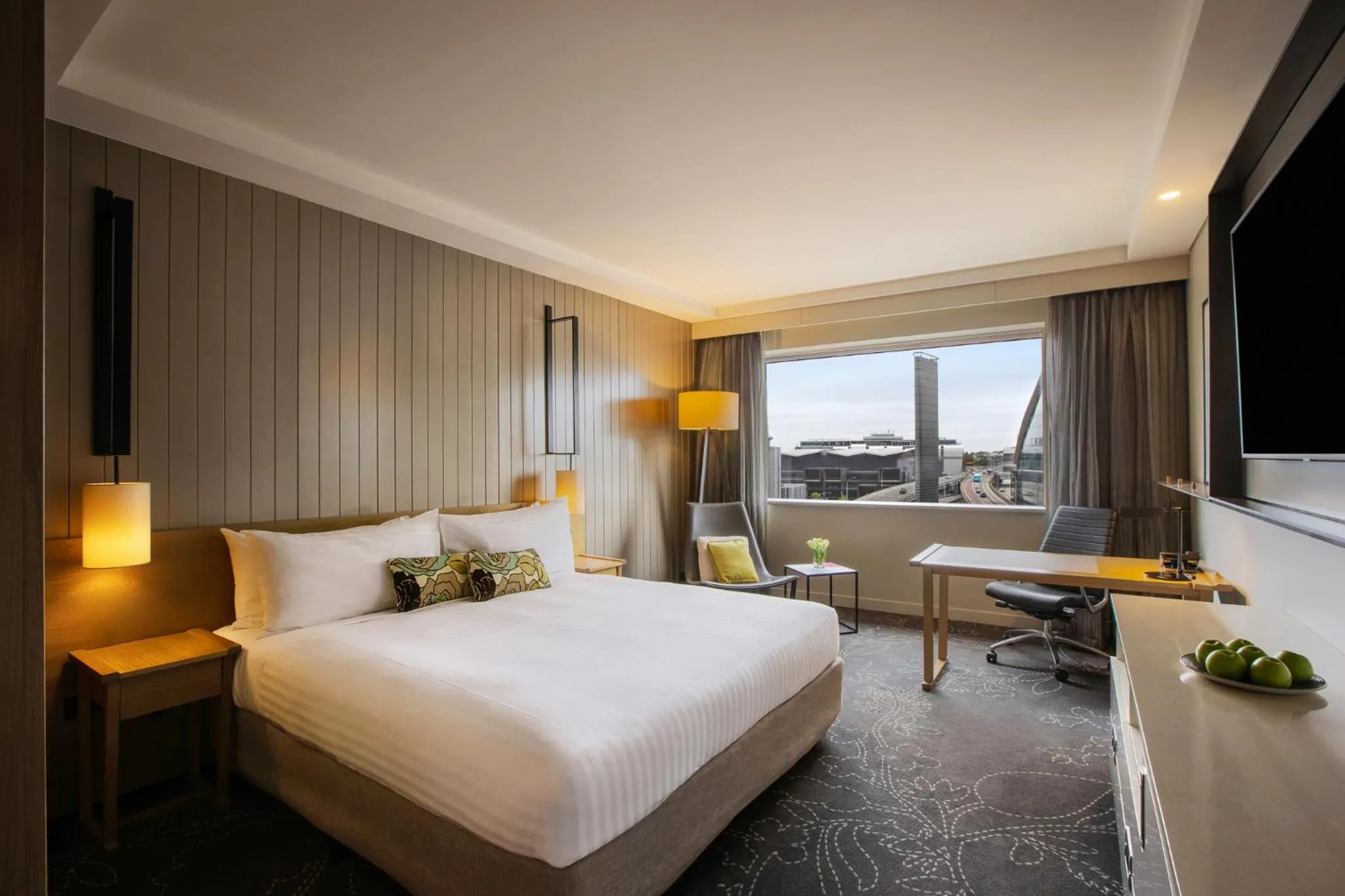 King Room with City View and Club Lounge Access in PARKROYAL Darling Harbour, Sydney