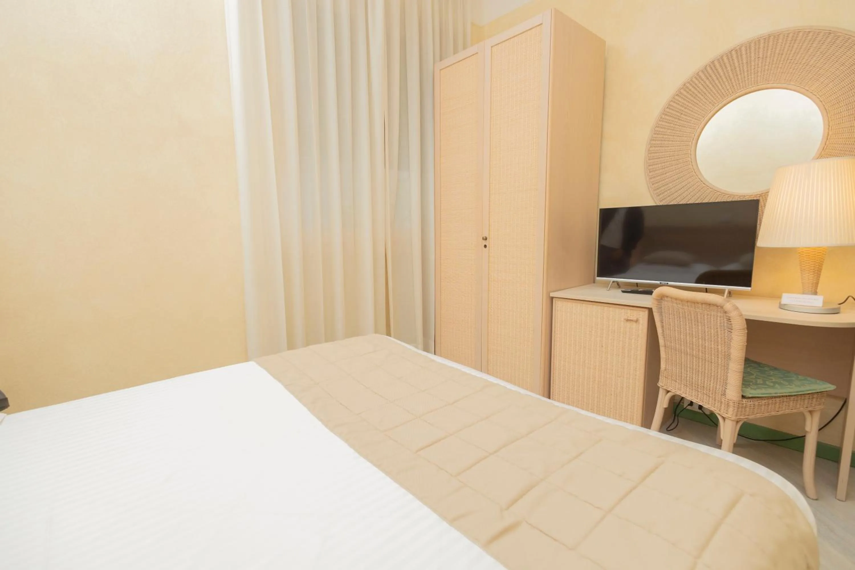 Small Double Room in Hotel Berta