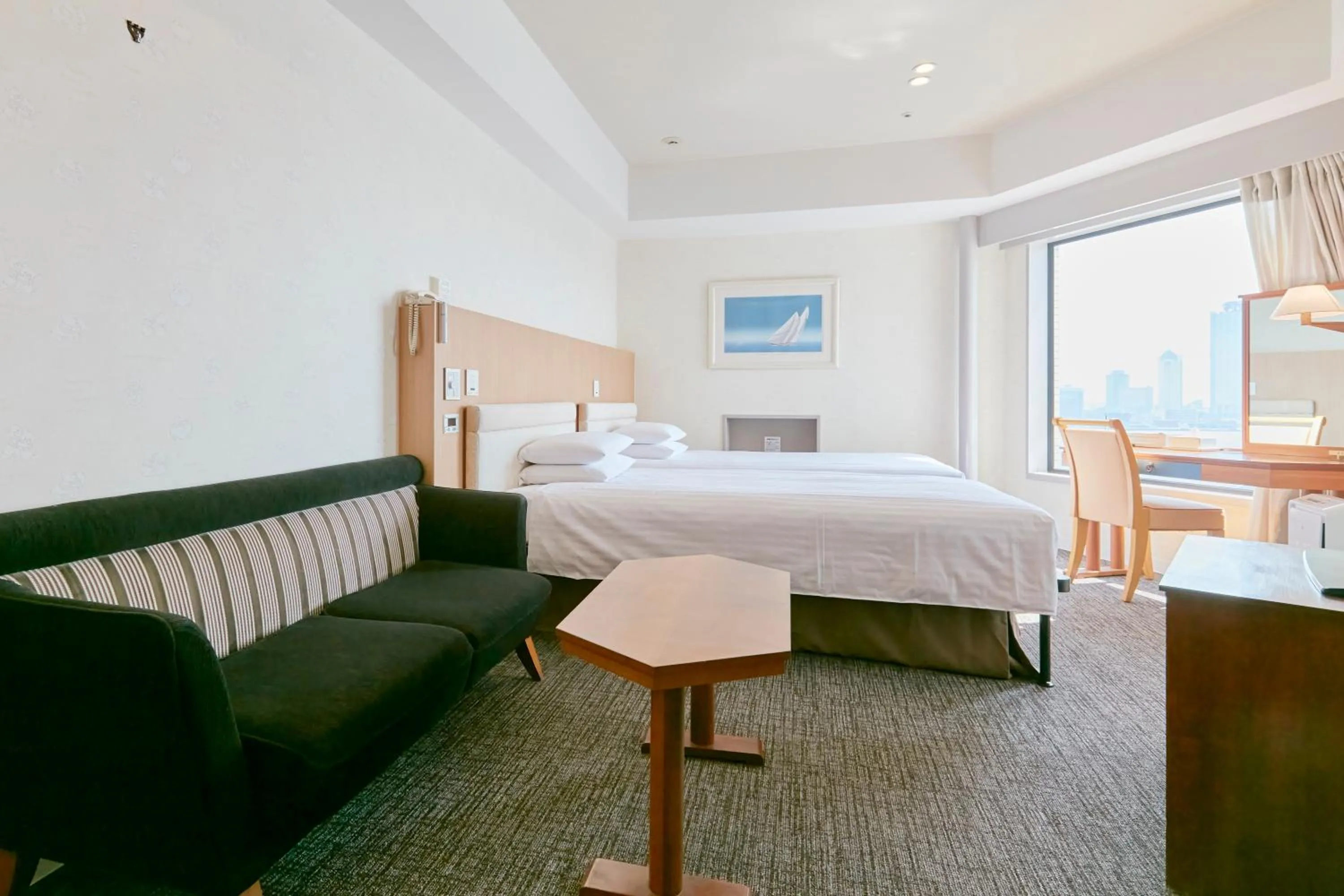 Executive Twin Room in Hotel Seagull Tenpozan Osaka
