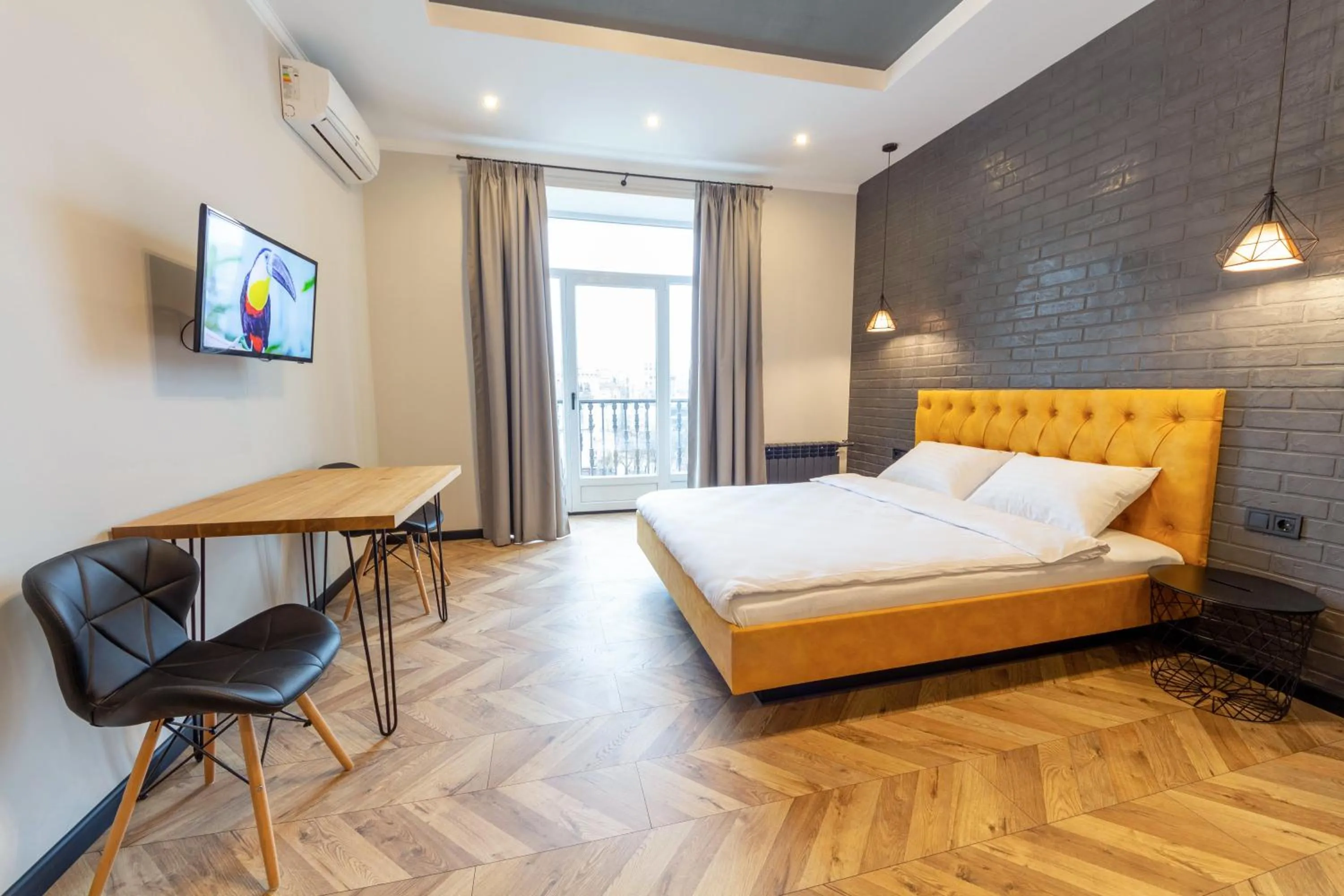 Design Apartment with balcony and city view - Prorizna, 10 in Central Dayflat Apartments