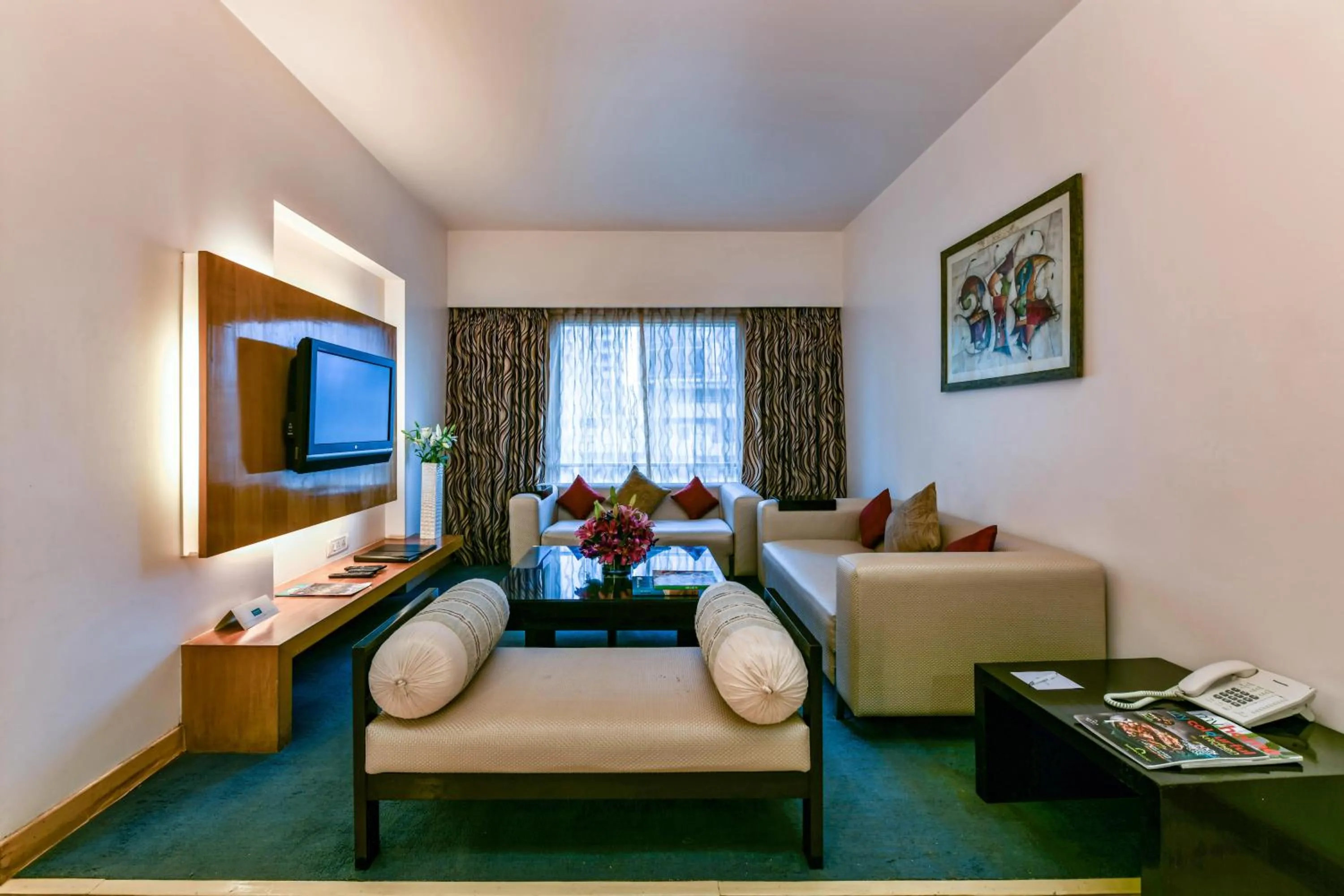 Peluche Suite - single occupancy in The Regenza By Tunga