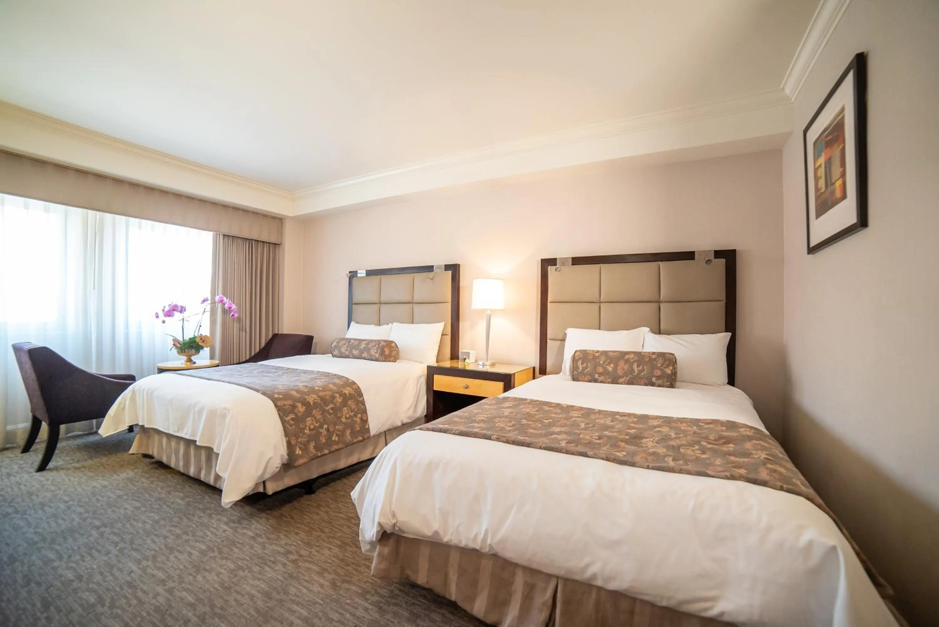 Double Room with Two Double Beds in Oxford Palace Hotel