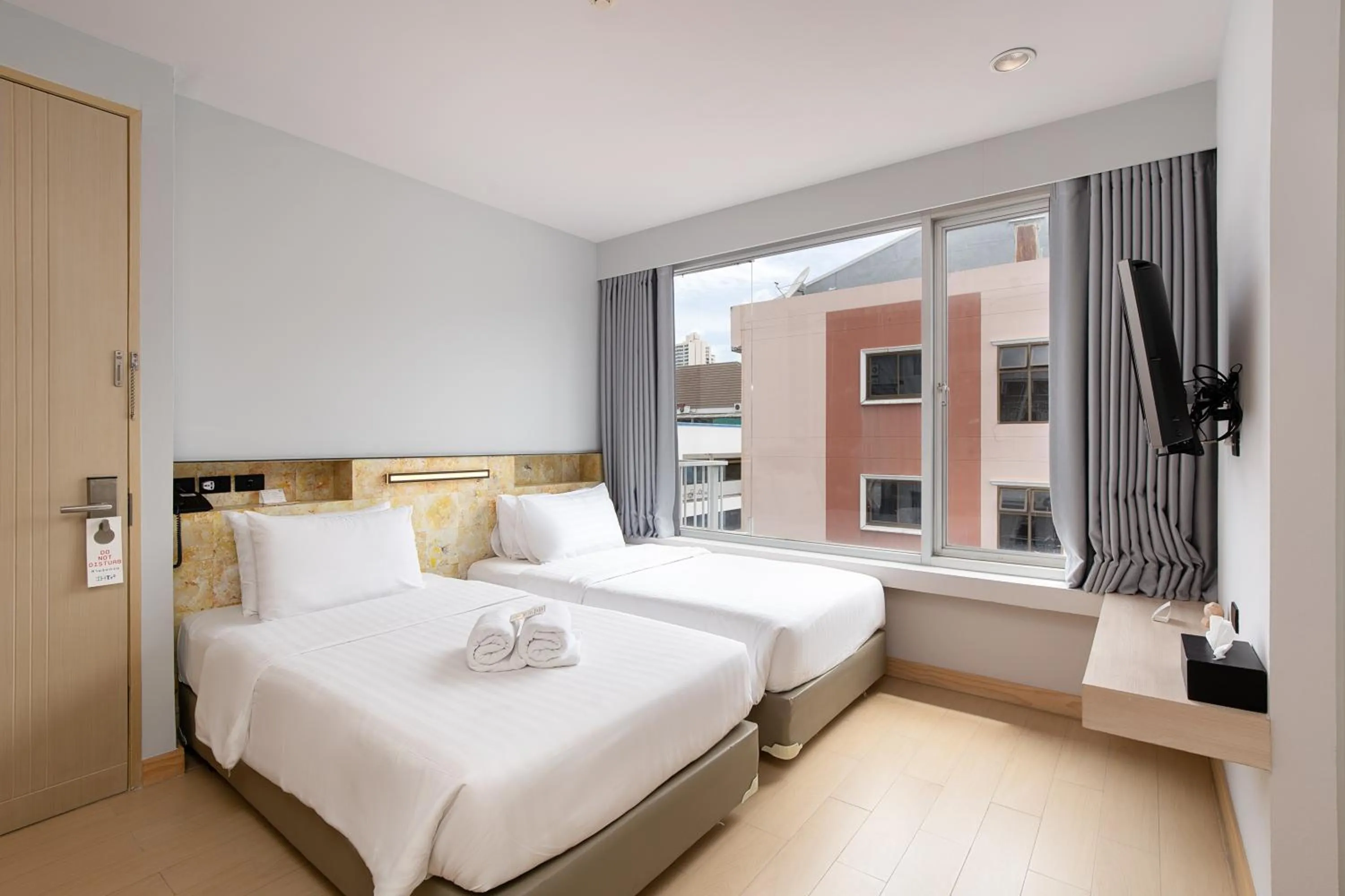 Restful Corner in Metz Pratunam