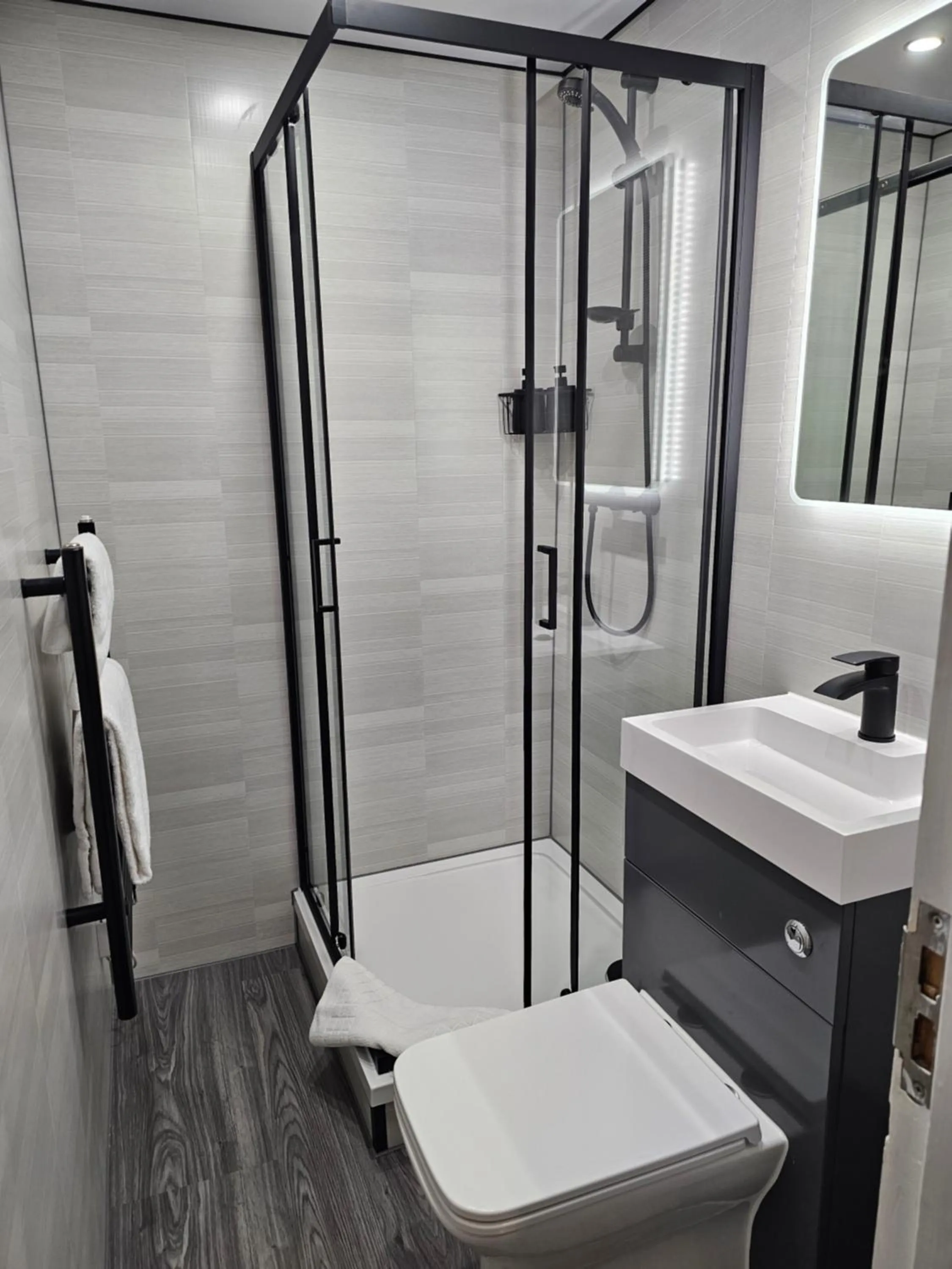 Family Room with Two Double Beds in The Townhouse Chester