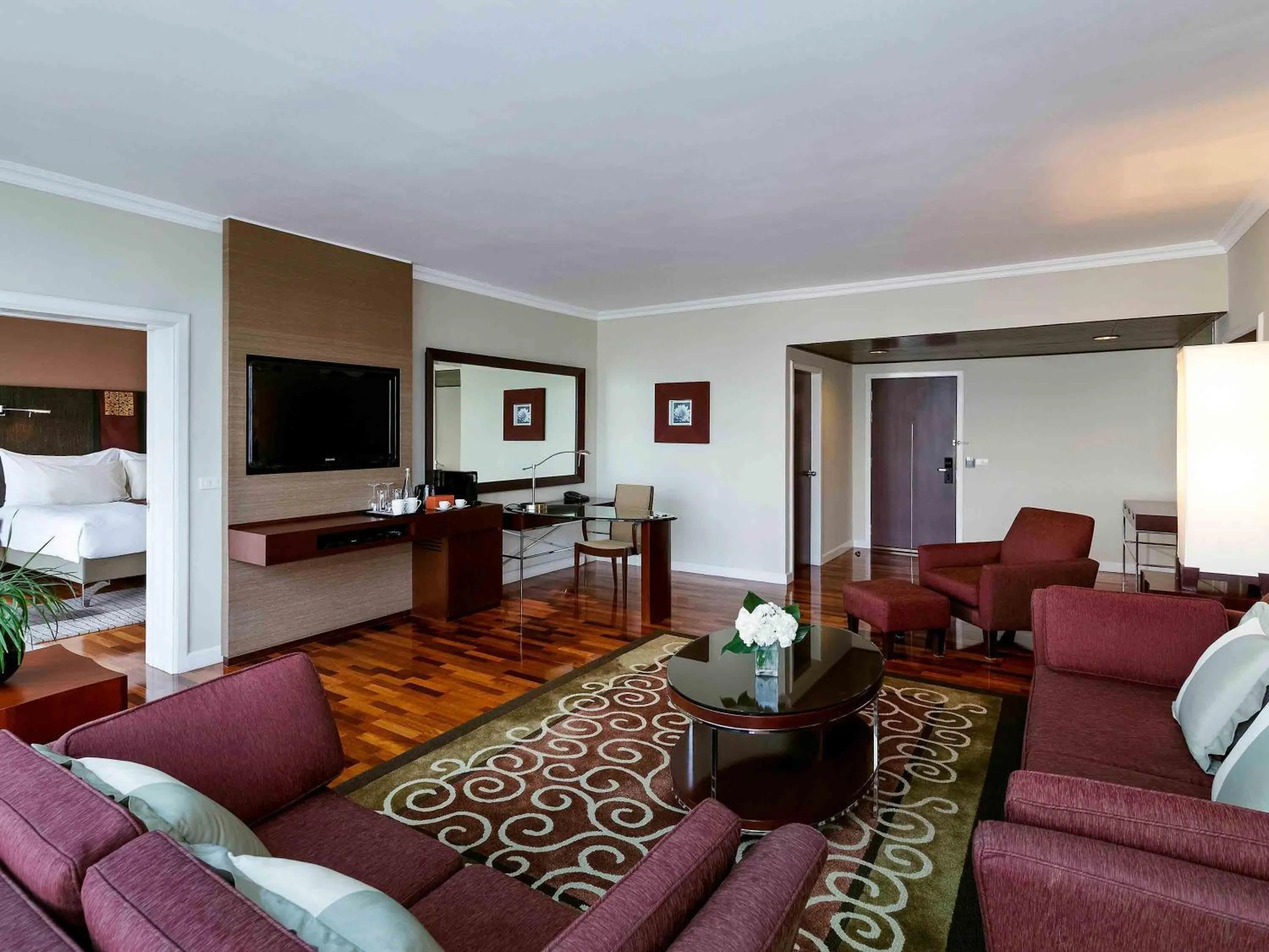 Executive Suite with Lounge Access and Double Bed in Pullman Bangkok Hotel G