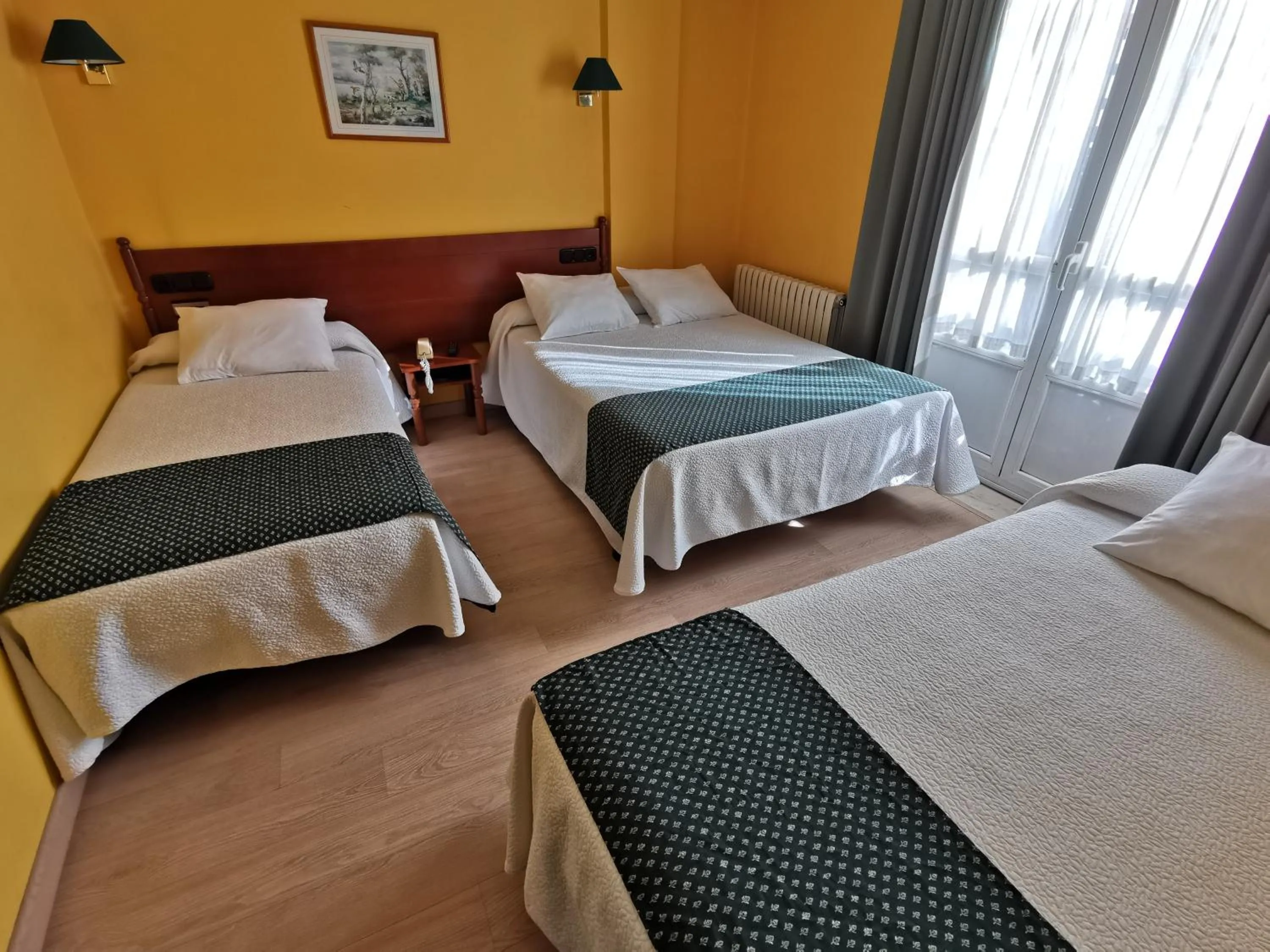 Triple Room in Hotel San Jacobo