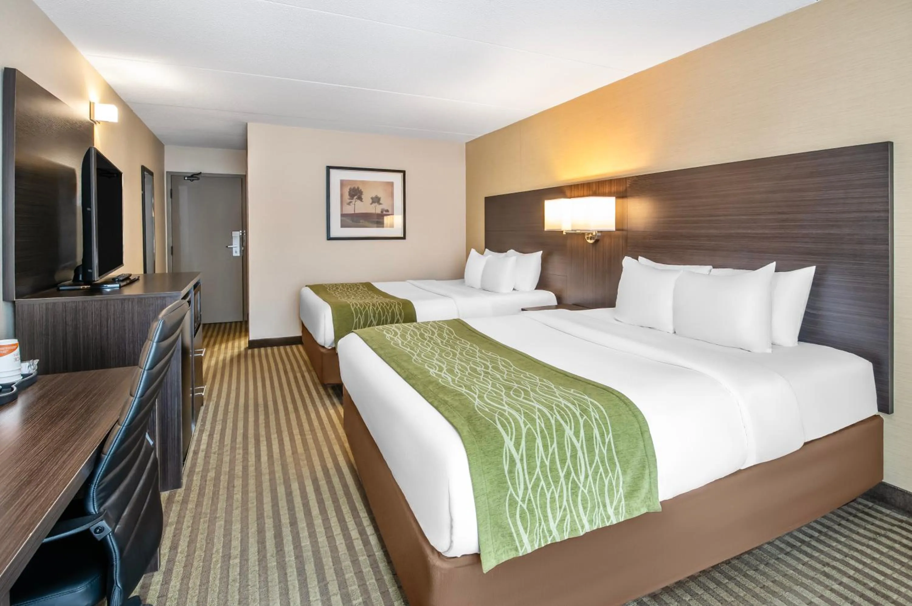 Queen Room with Two Queen Beds - Ground Floor - Non-Smoking in Comfort Inn
