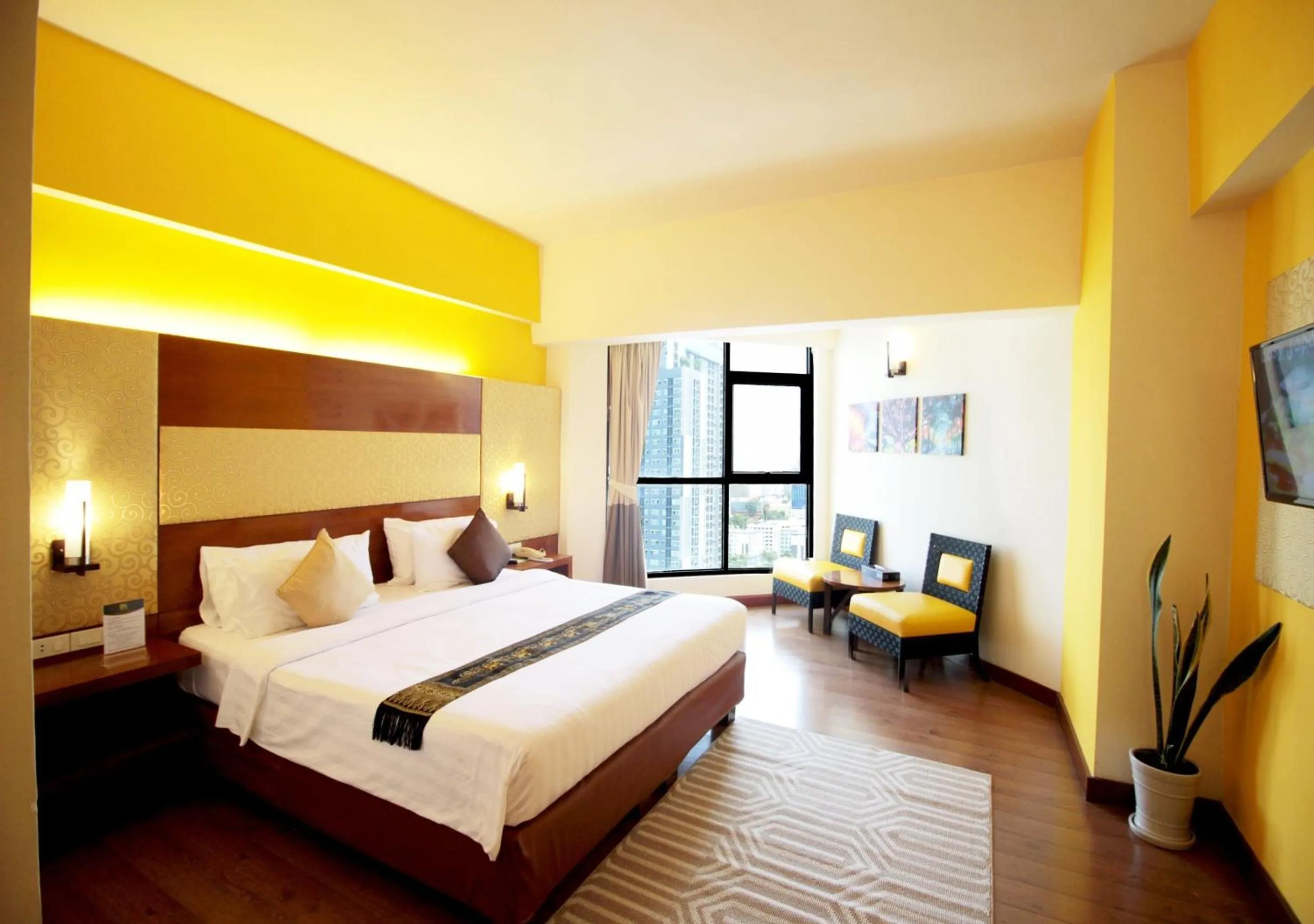 Deluxe Double Room in The Seasons Pattaya