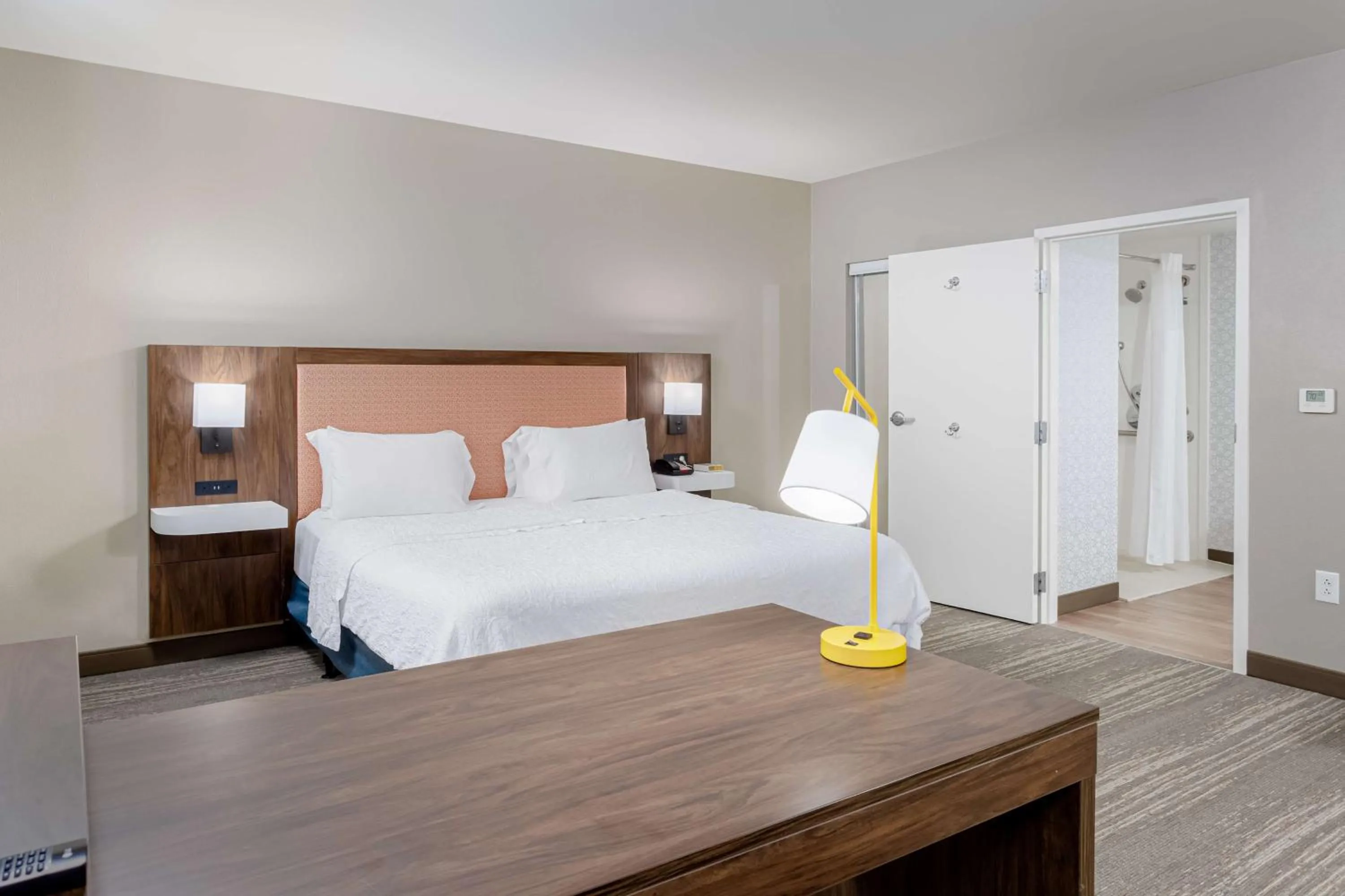 King Room with Roll-in Shower - Disability Access/Non-Smoking in Hampton Inn & Suites - Orange Beach