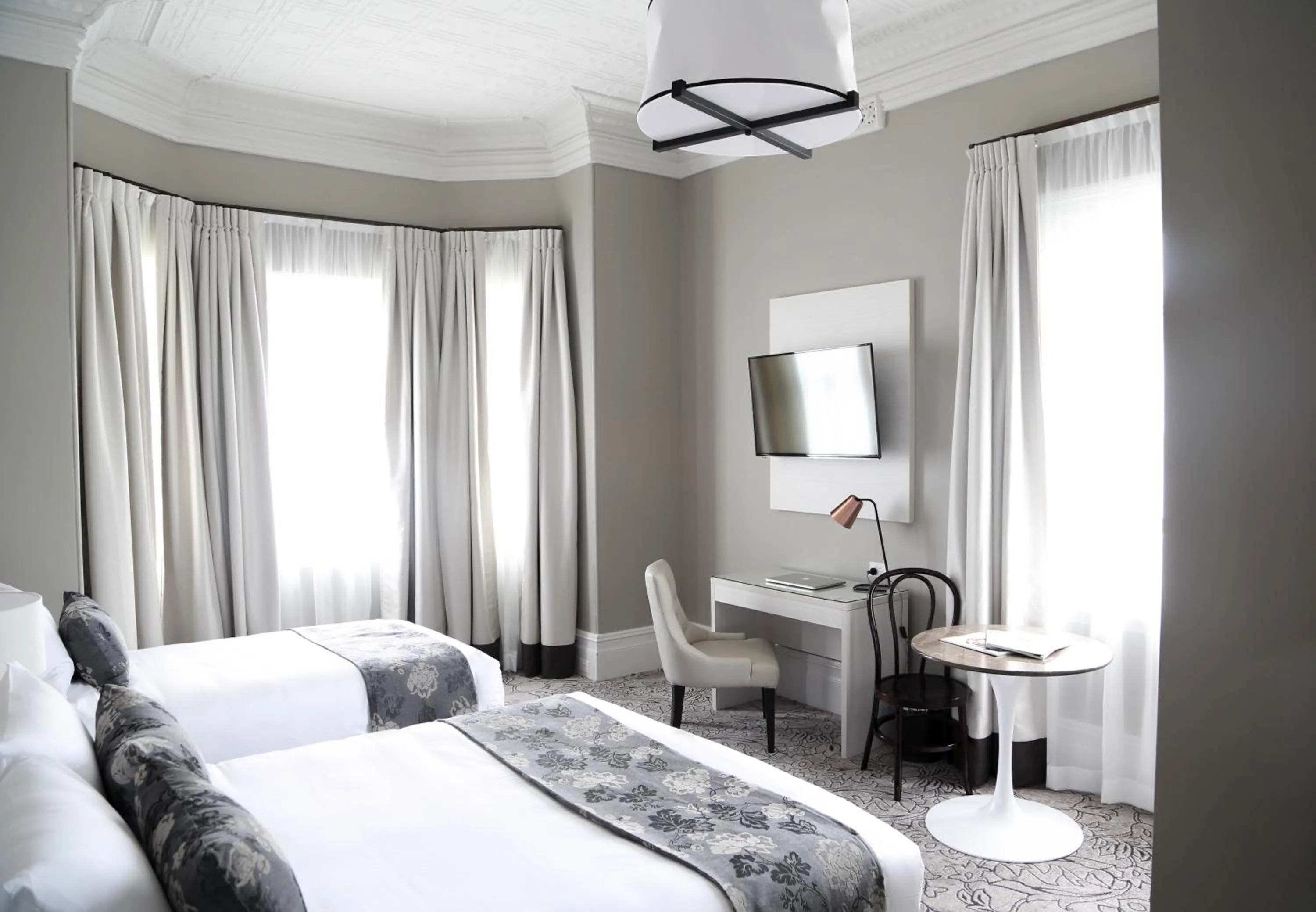 Heritage Deluxe Room in The Lurline Randwick