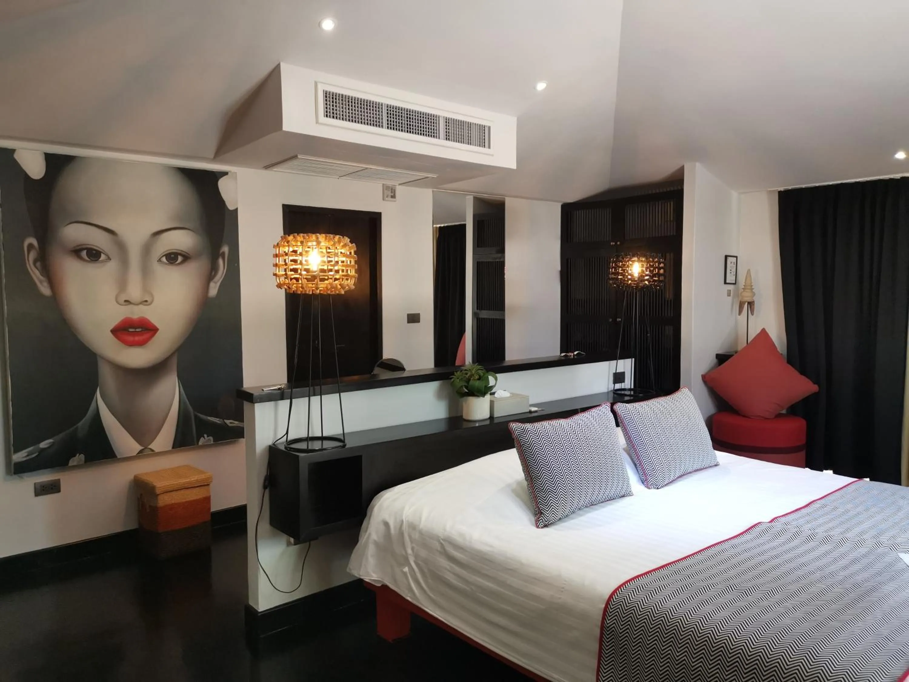 Garden Villa with Hot Tub in The Sunset Beach Resort & Spa, Taling Ngam, Ko Samui