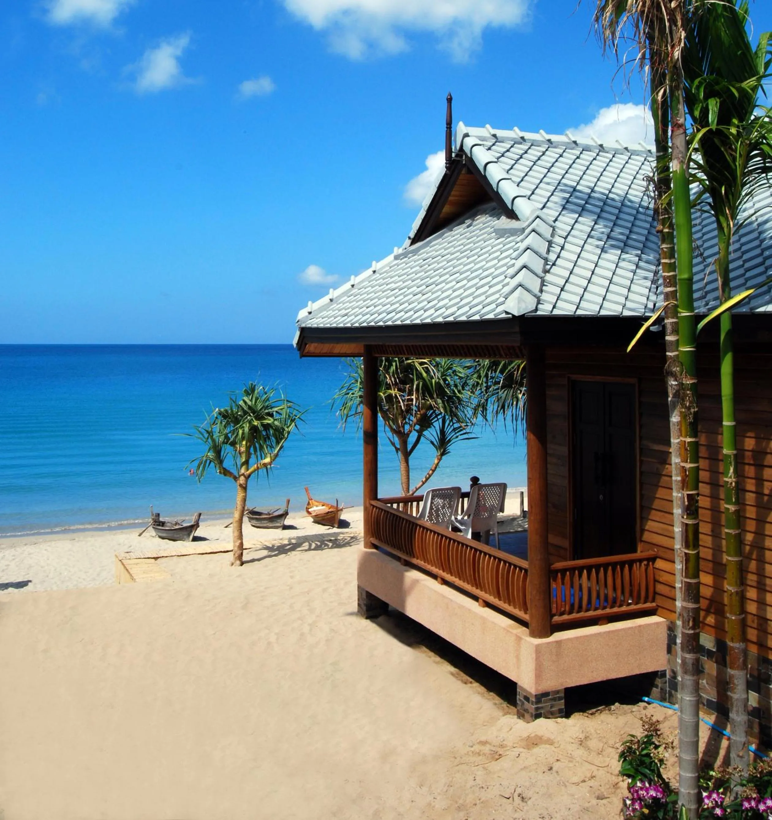 Beach Front Bungalow  in Baan Pakgasri Hideaway