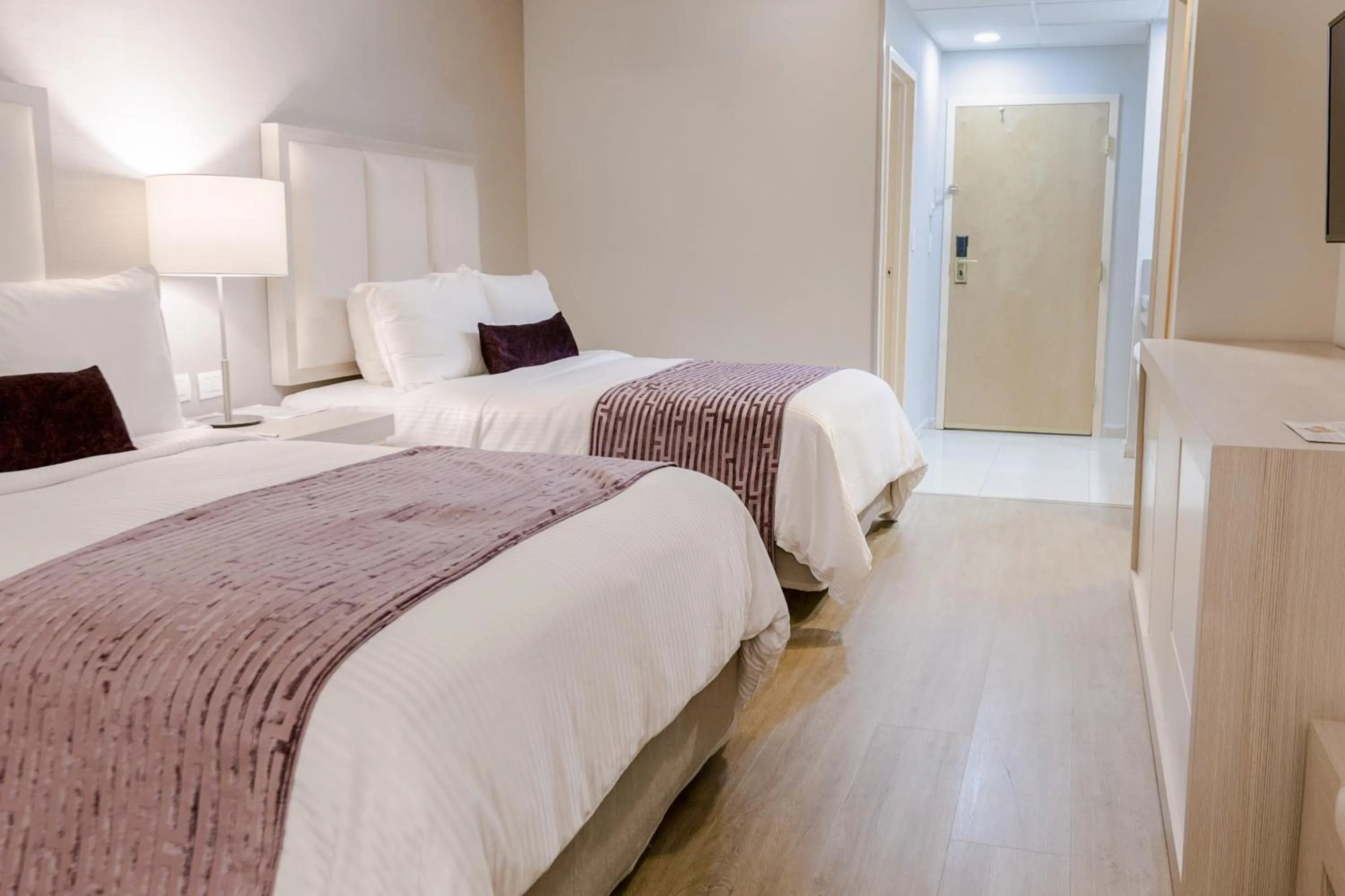 Superior Suite in Antaris Galerias