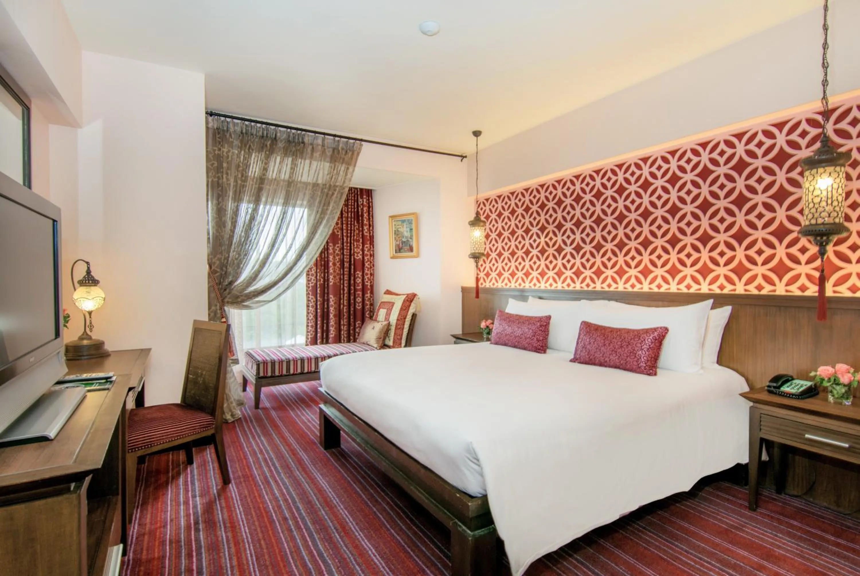 Theme Suite in The Bayview Hotel Pattaya