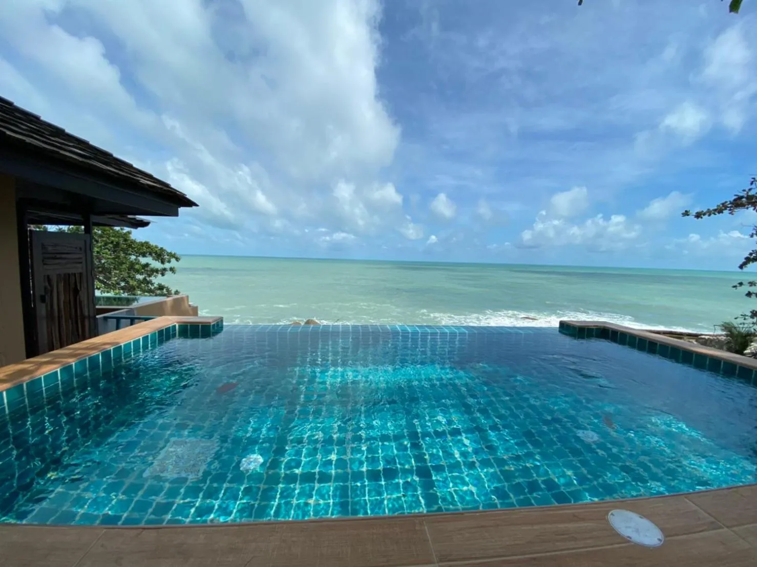 Deluxe Villa with Sea View in Baan Hin Sai Resort & Spa