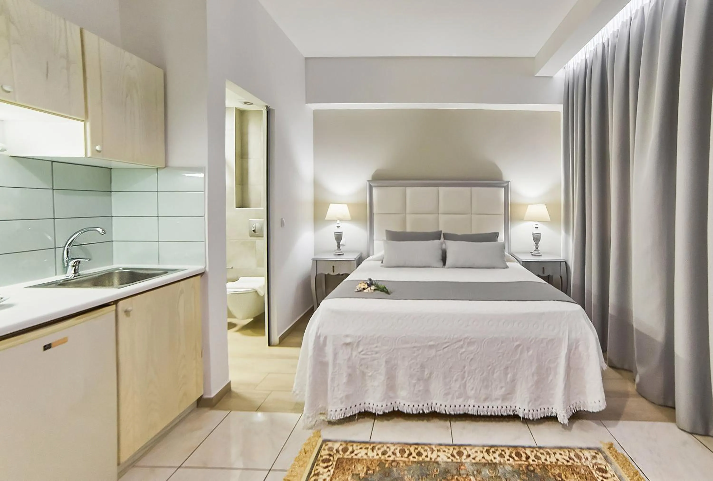 Superior Studio with Sea View in Villa Mare Monte ApartHotel