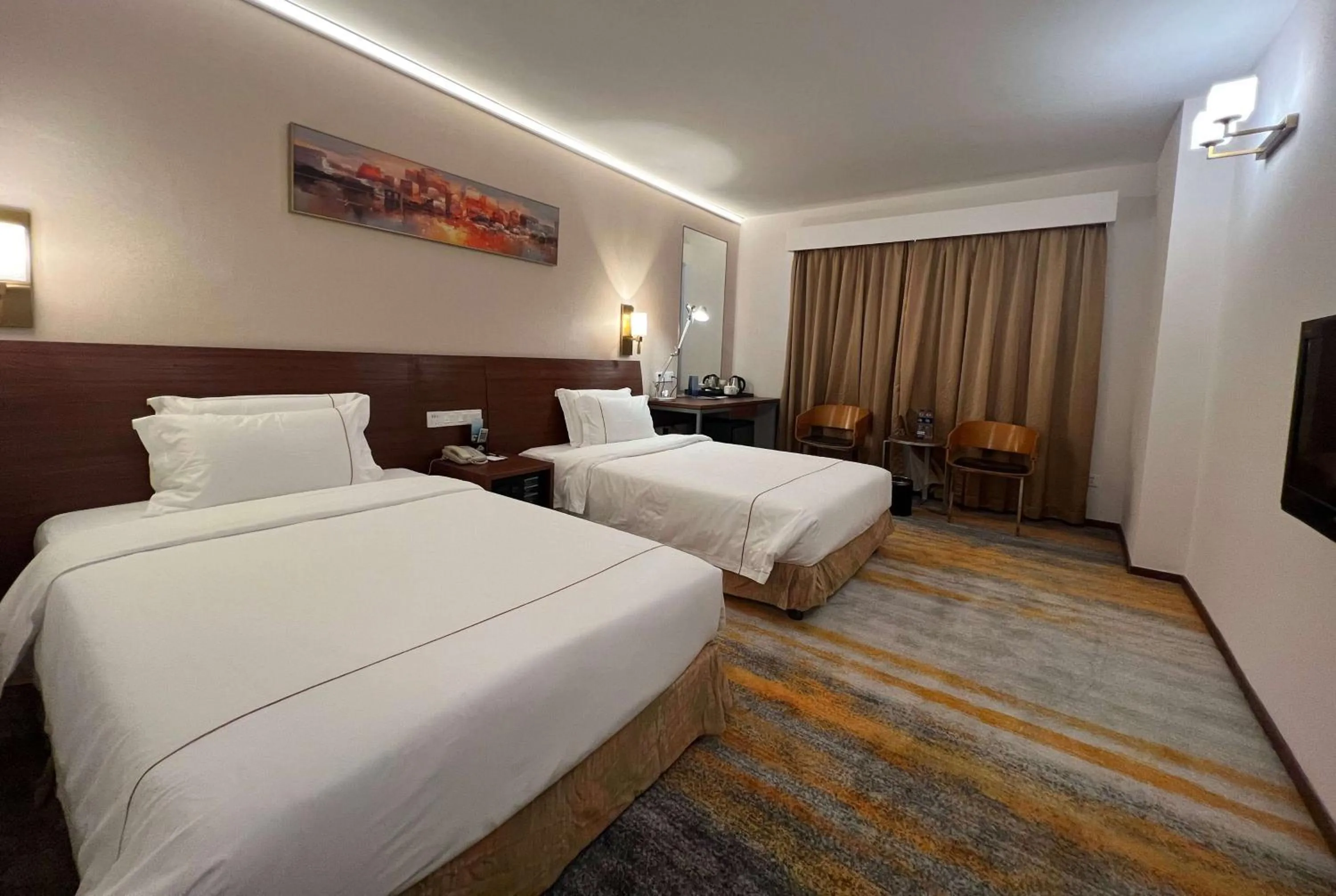 Superior Twin Room in Days Inn Guangzhou