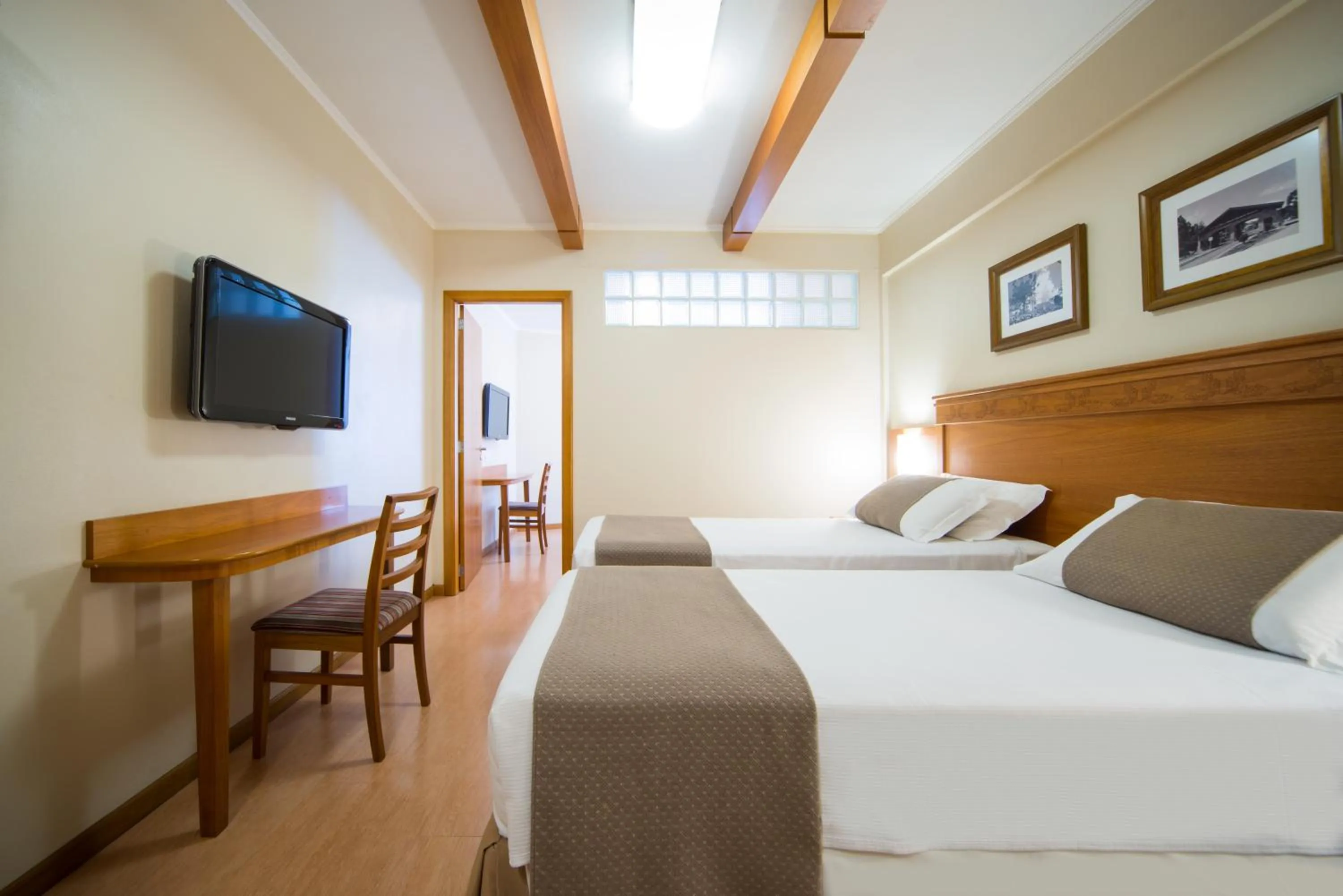 Quadruple Room in Hotel Laghetto Premio