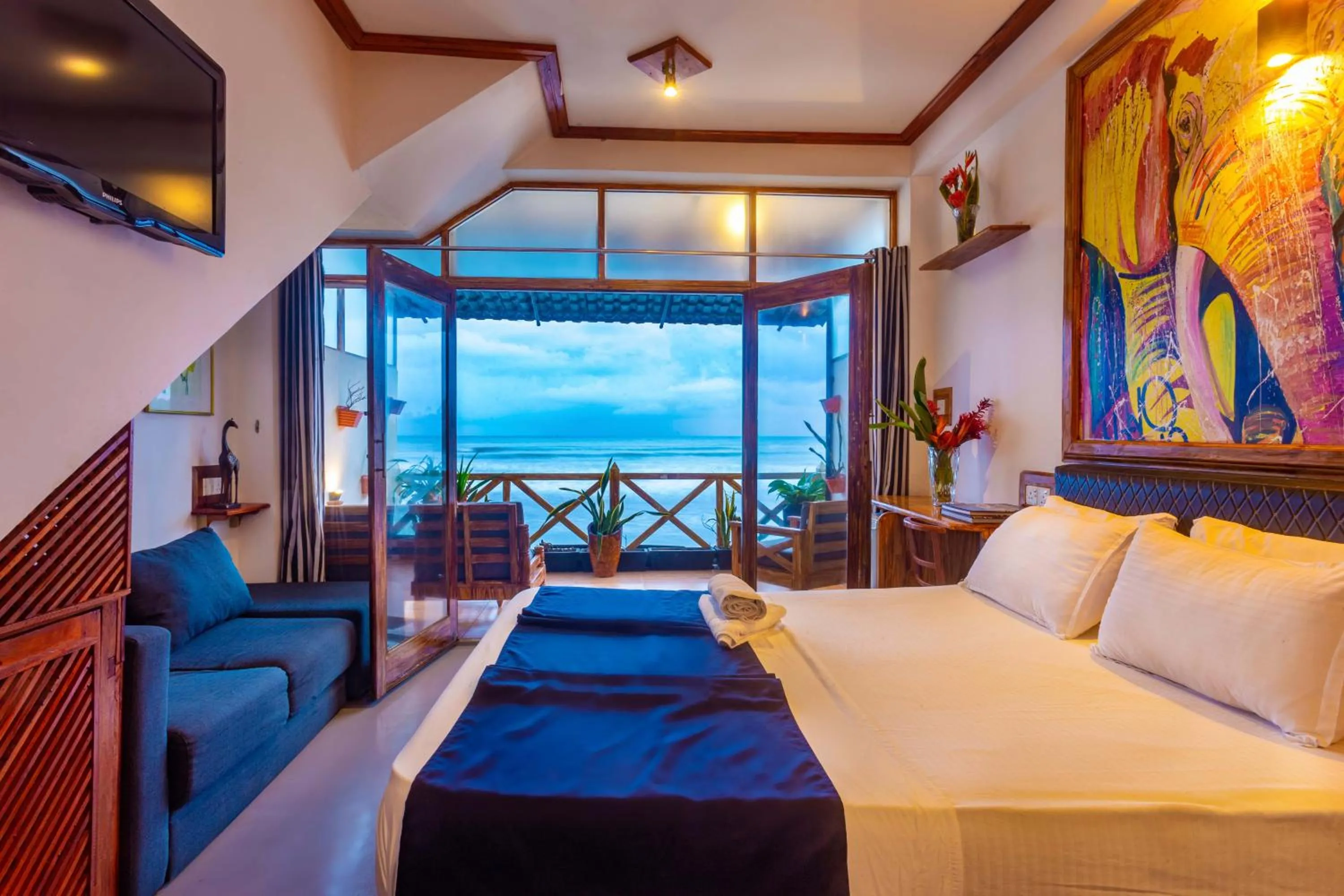 Deluxe Double Room with Sea View in Villa Surf Beach