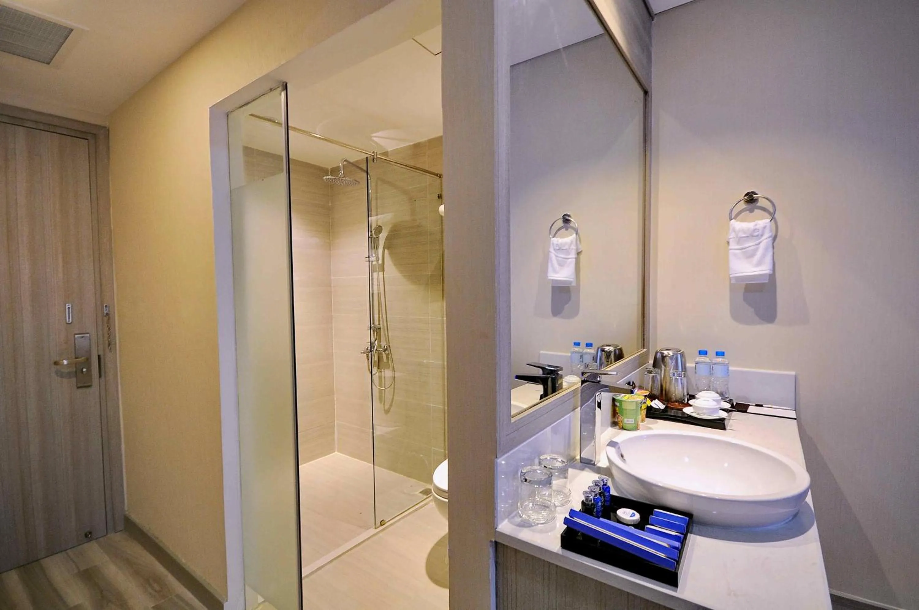 Senior Deluxe City View in The MCR Luxury Nha Trang