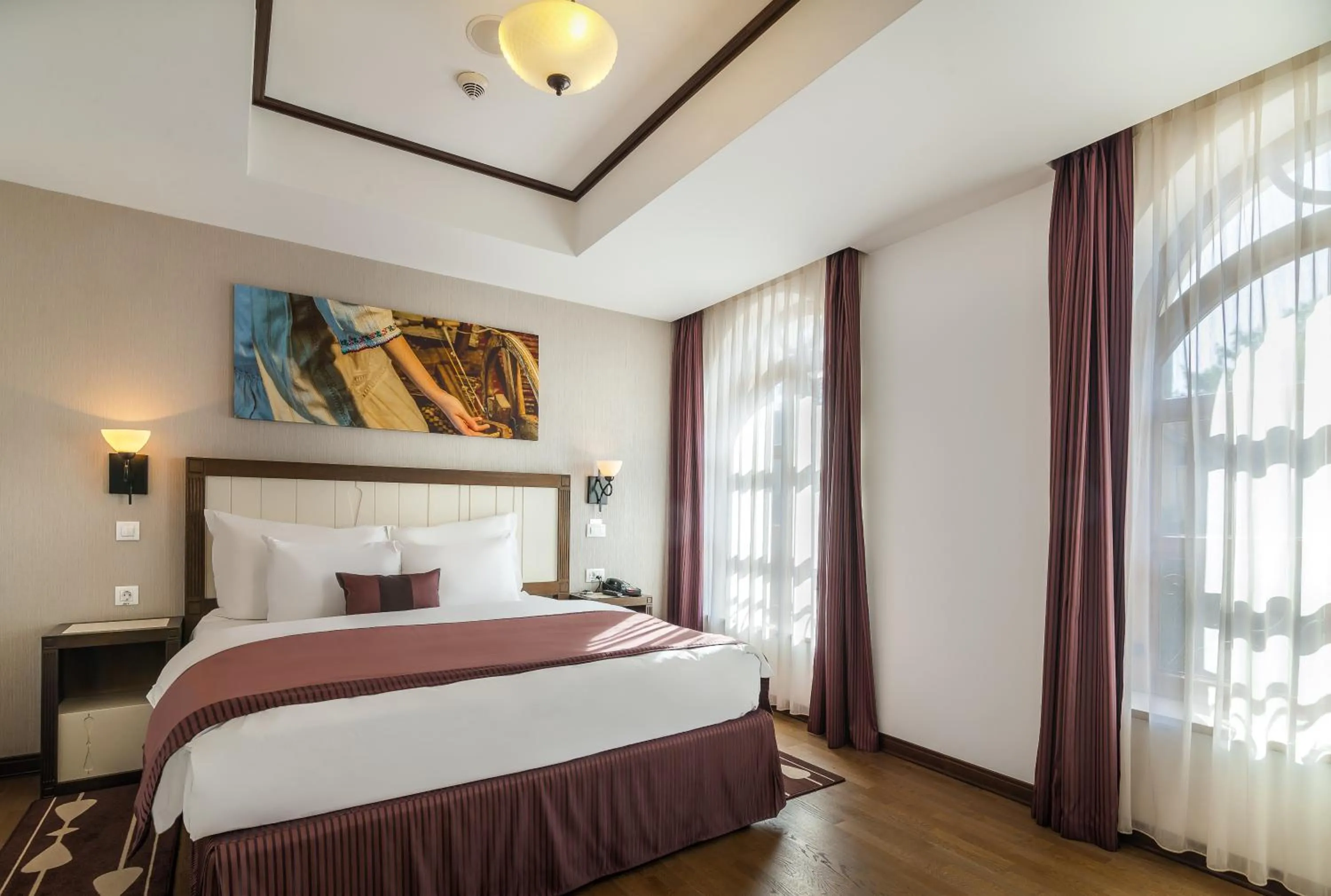 Junior Suite with Free WiFi in Epoque Hotel - Relais & Chateaux