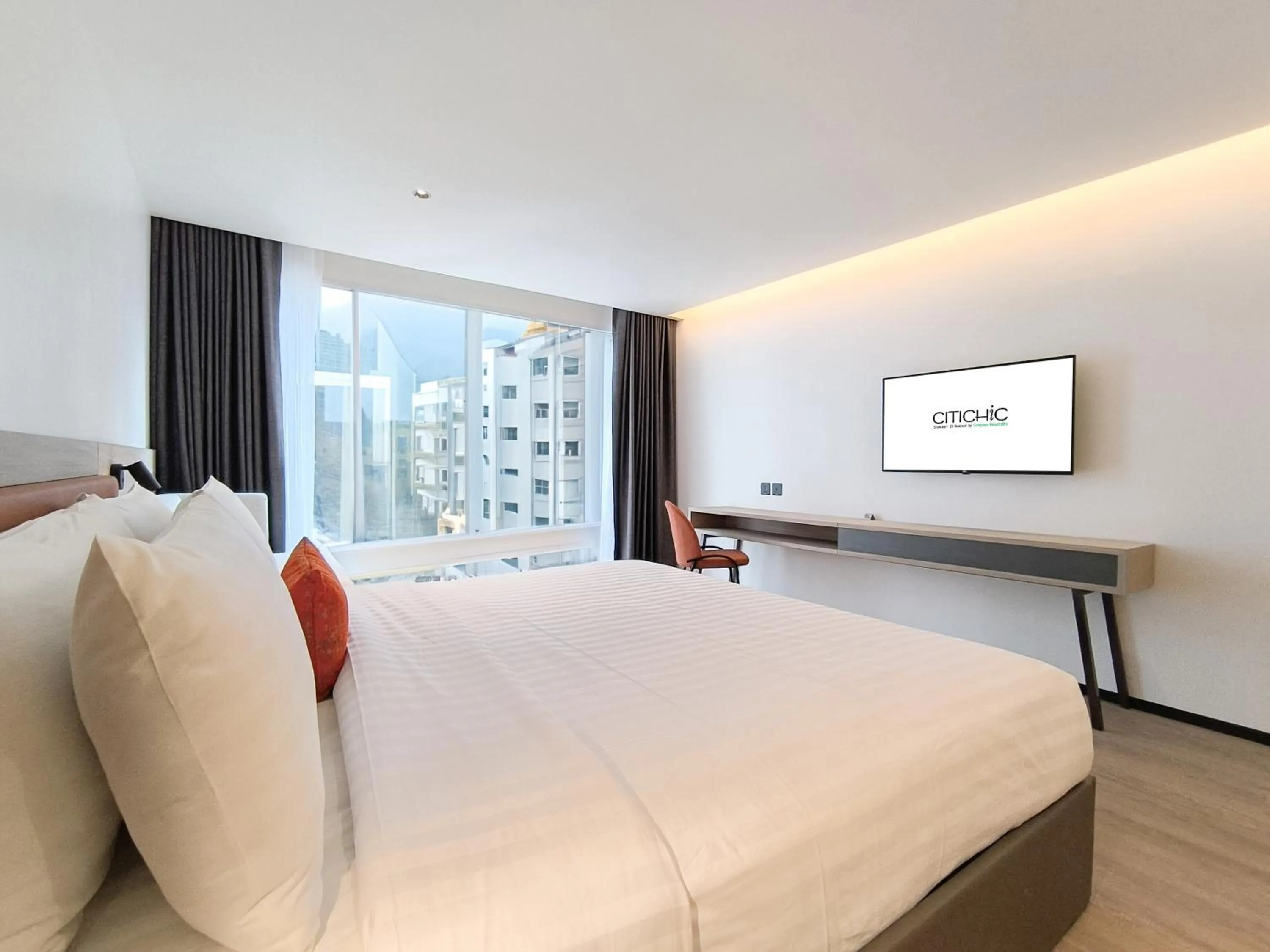 Premier Room in Citichic Sukhumvit 13 by Compass Hospitality - Newly Renovated