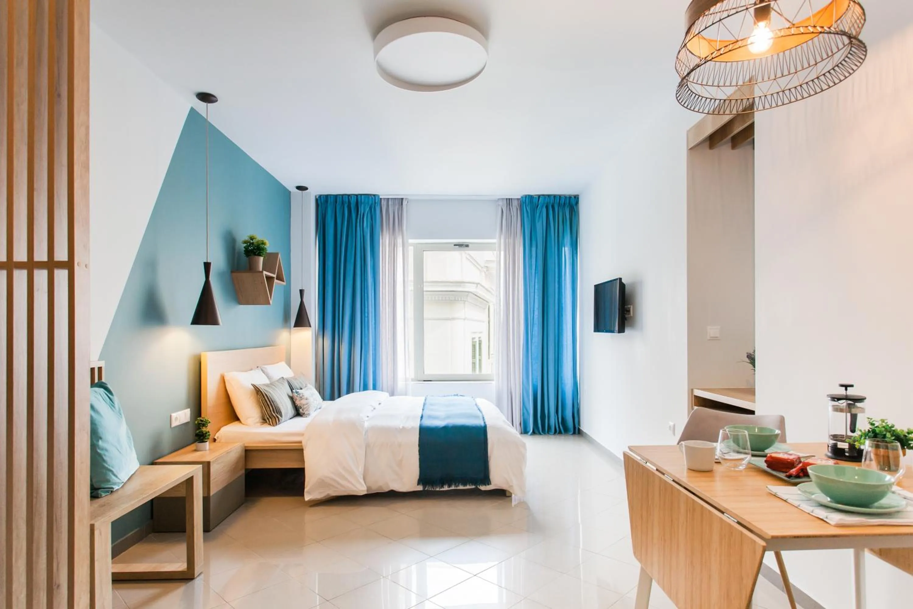 Studio Apartment in Dynasta Central Suites