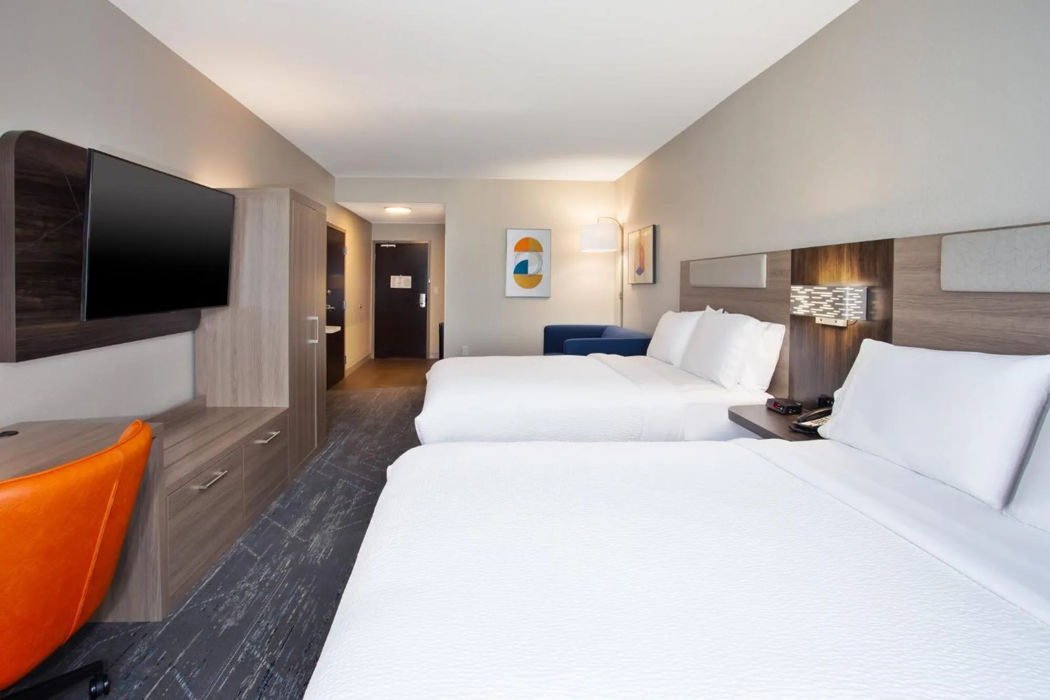 Standard Queen Room with Sofa Bed in Holiday Inn Express Augusta North by IHG