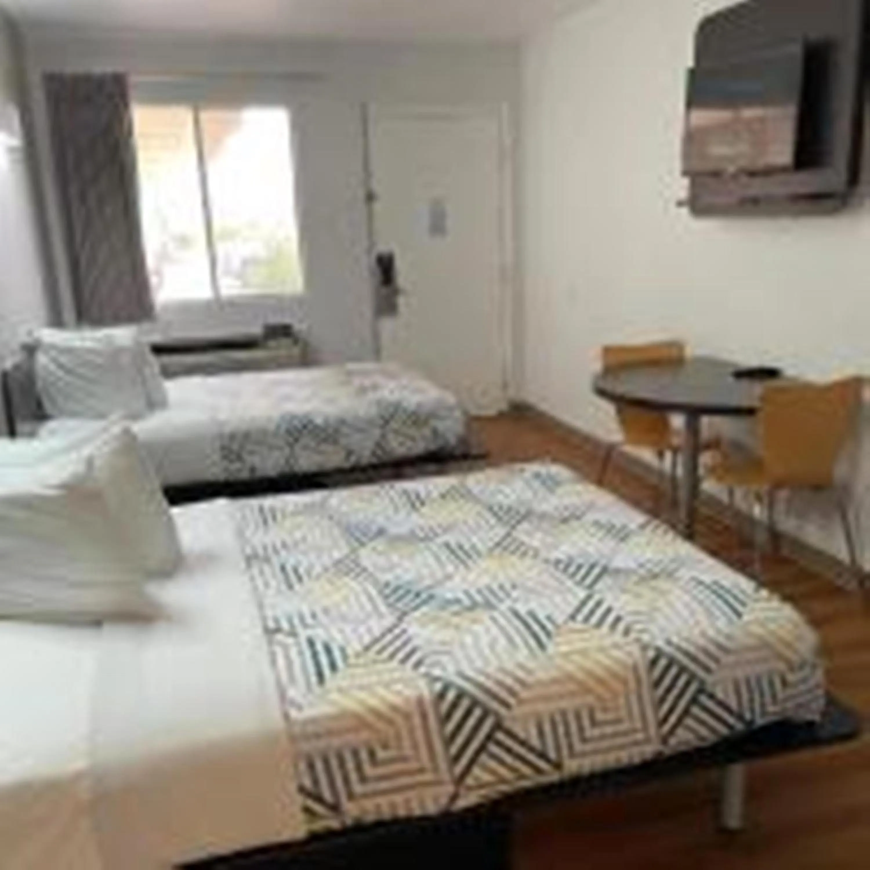 Quadruple Room - Smoking in Motel 6-Van Horn, TX