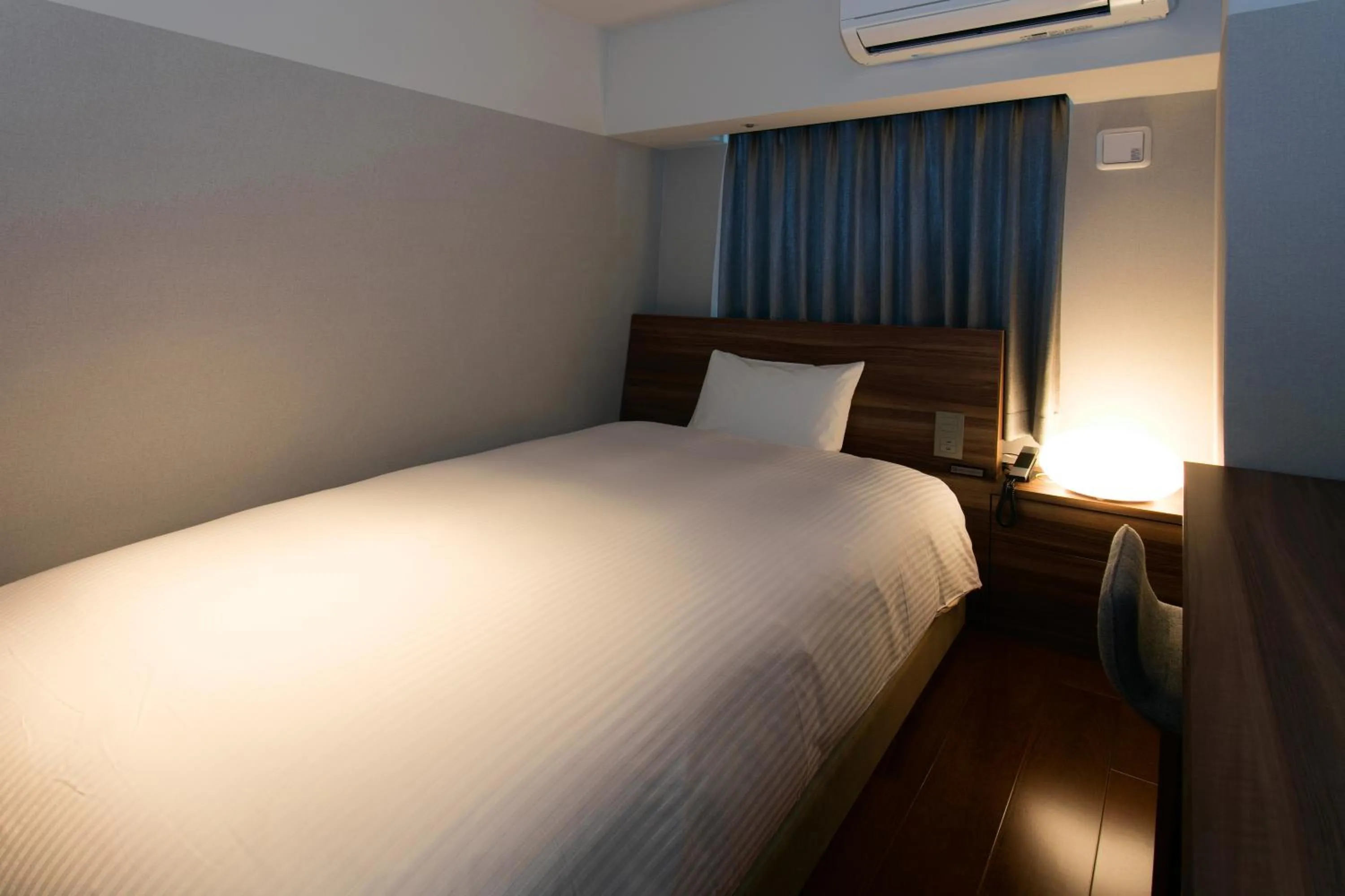 Small Single Room - single occupancy - Non-Smoking in BRENZA HOTEL