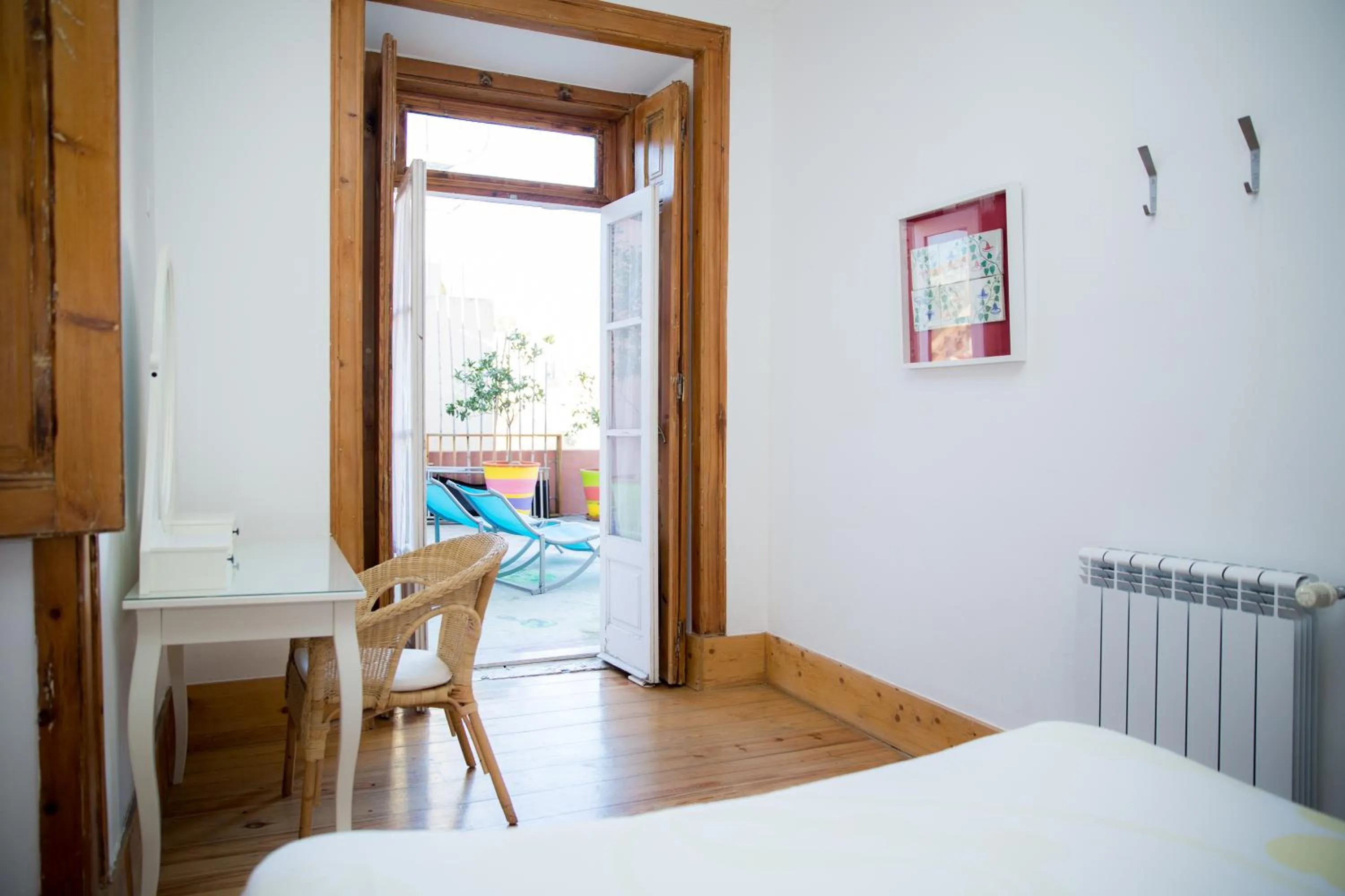 Double Room with Shared Bathroom in This Is Lisbon Hostel