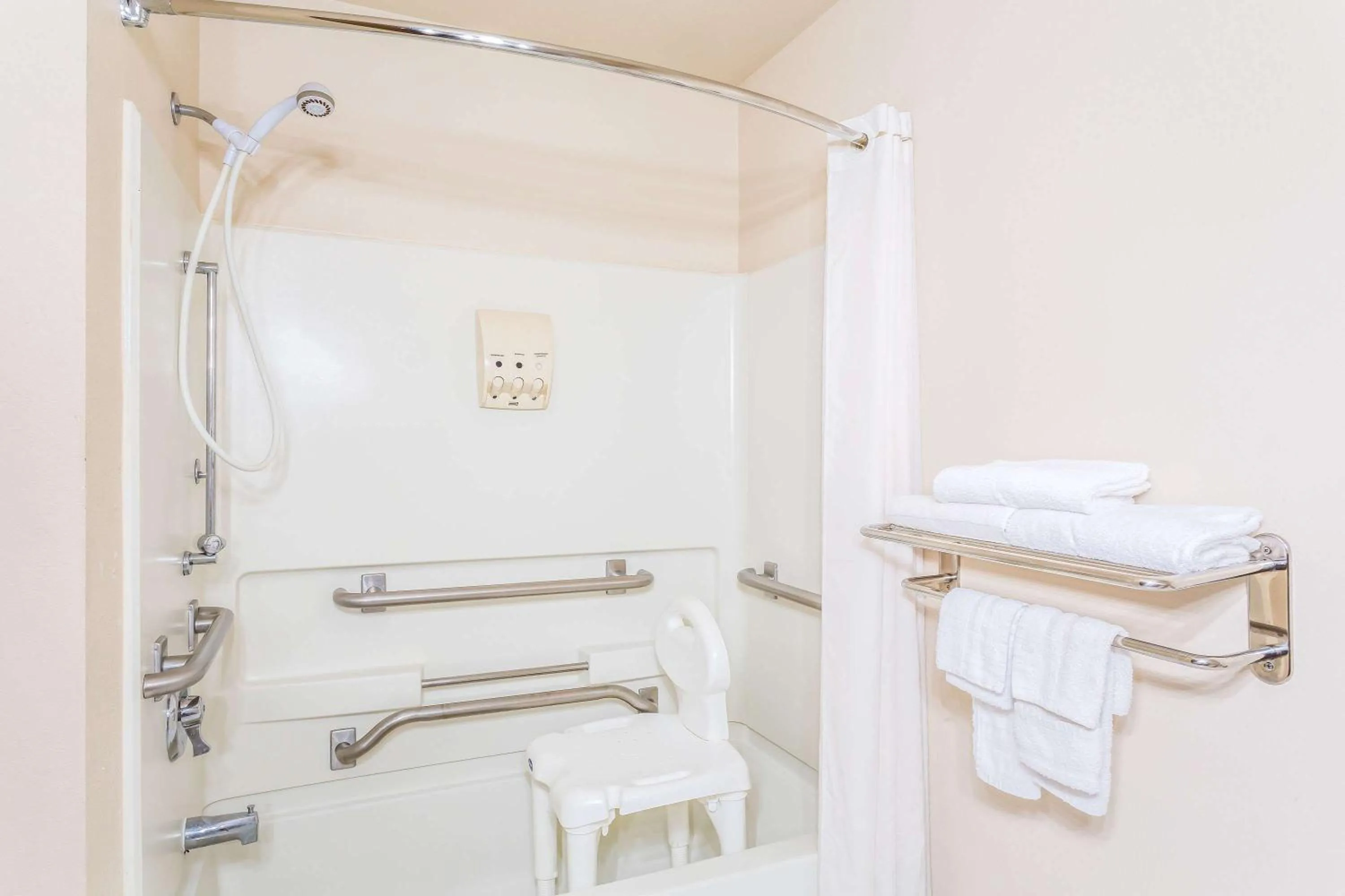 Deluxe Queen Room with Two Queen Beds -Disability Access - Non-Smoking in Super 8 by Wyndham Mesa Gilbert