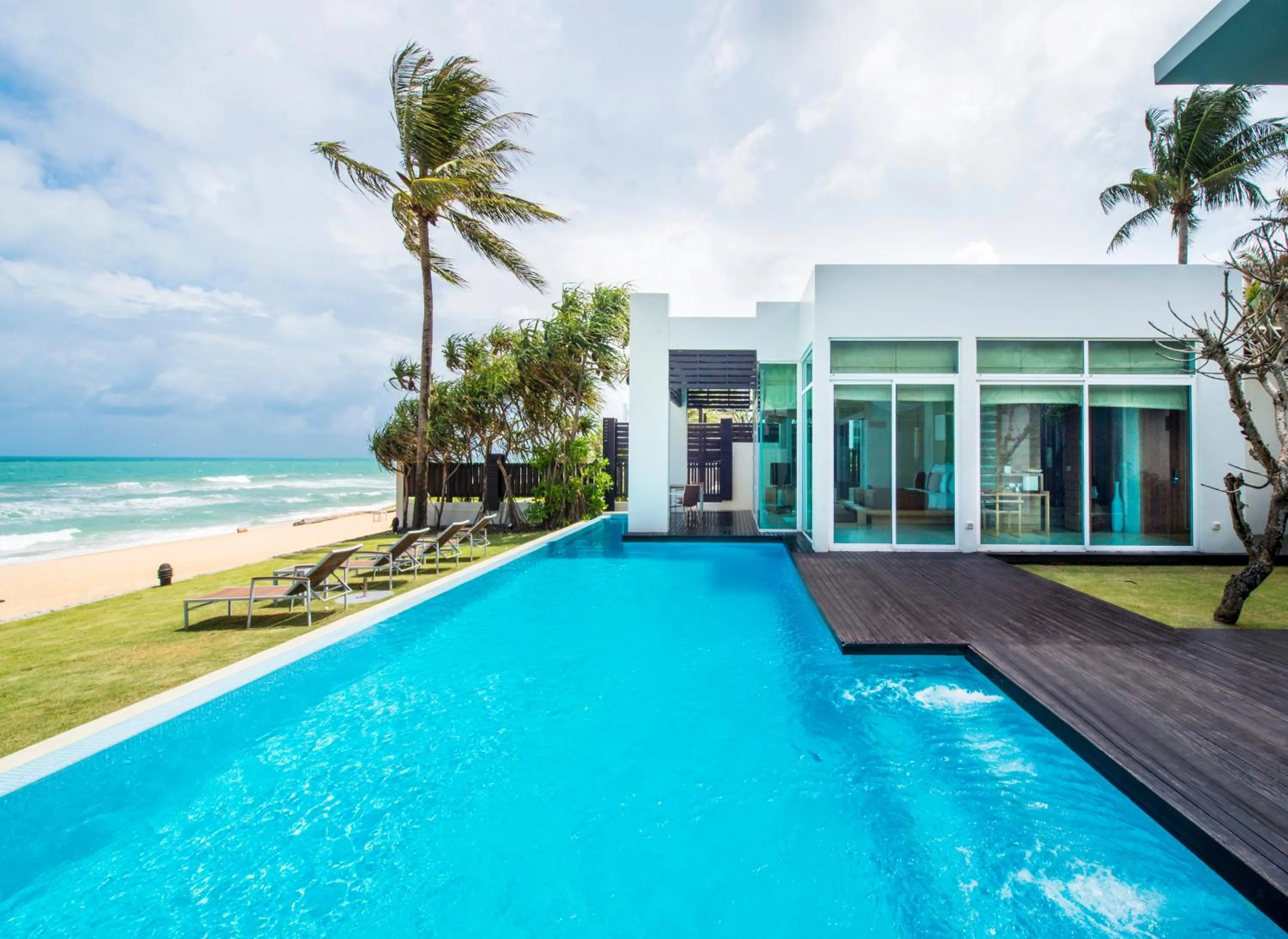 3 BR Beachfront Villa in Aleenta Phuket - Phang Nga - The Leading Hotels of the World