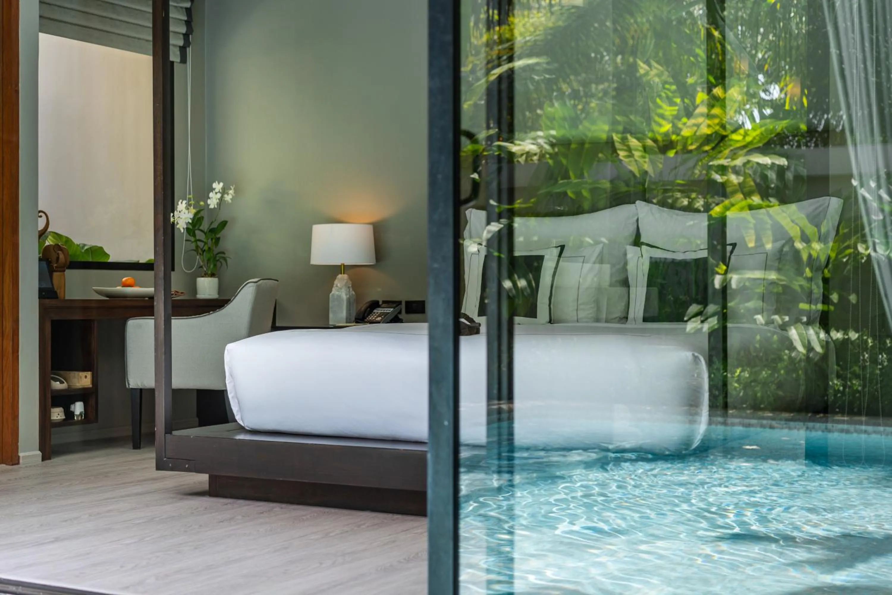 Club Pool Villa in Aleenta Phuket - Phang Nga - The Leading Hotels of the World