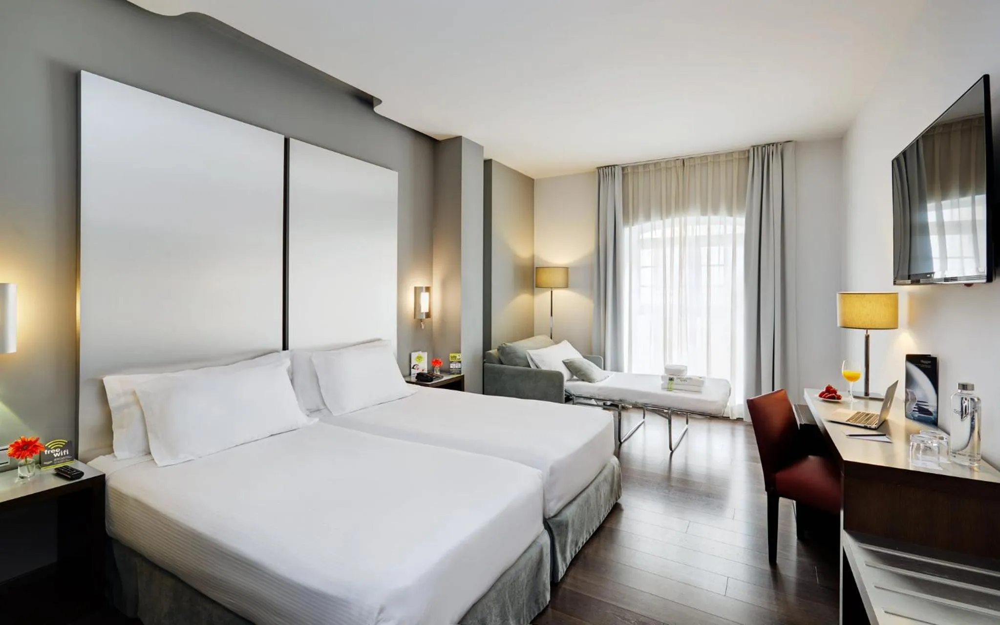 Triple Room in Sercotel Coliseo